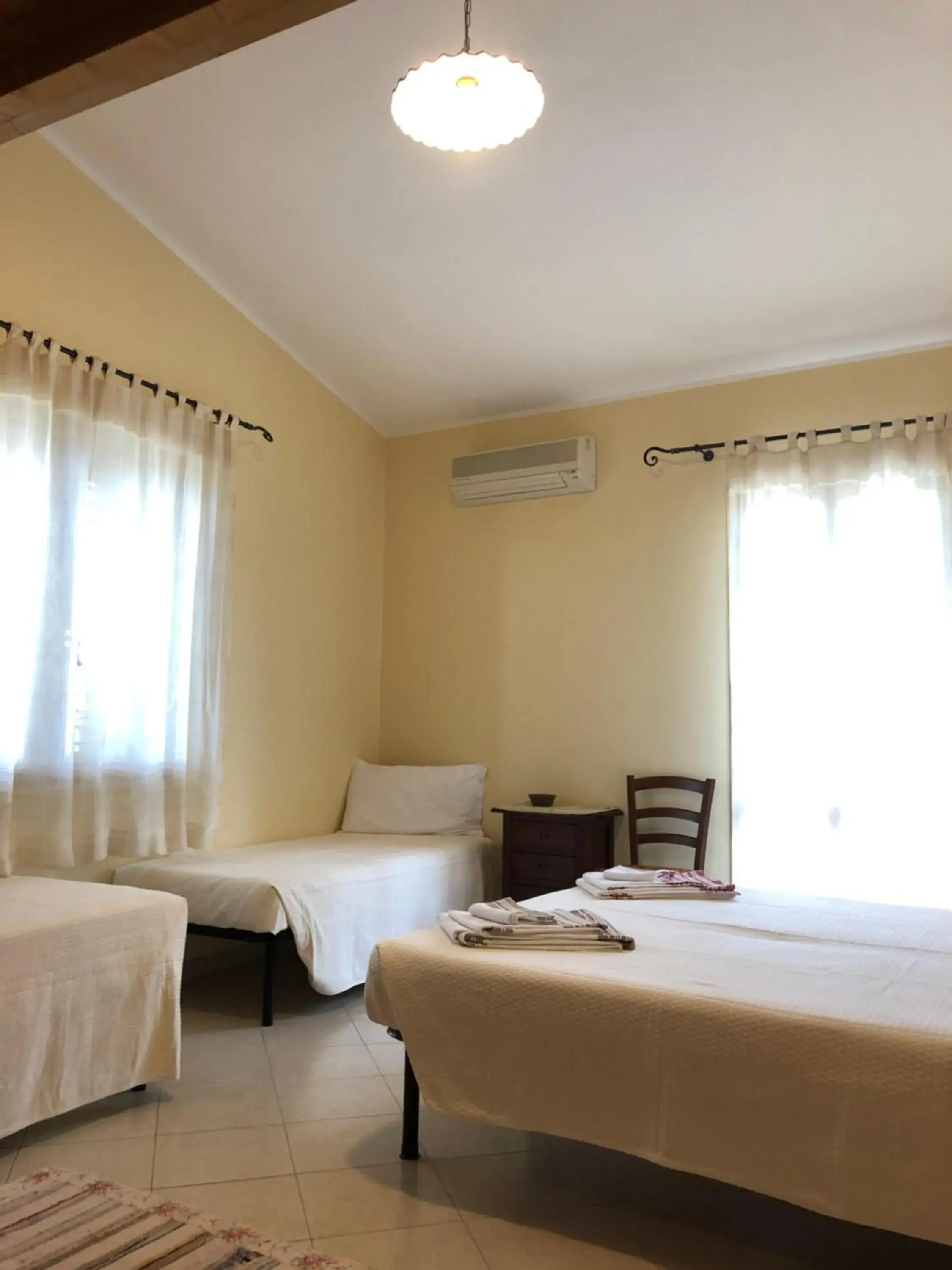 Domus Birdi Domus Birdi