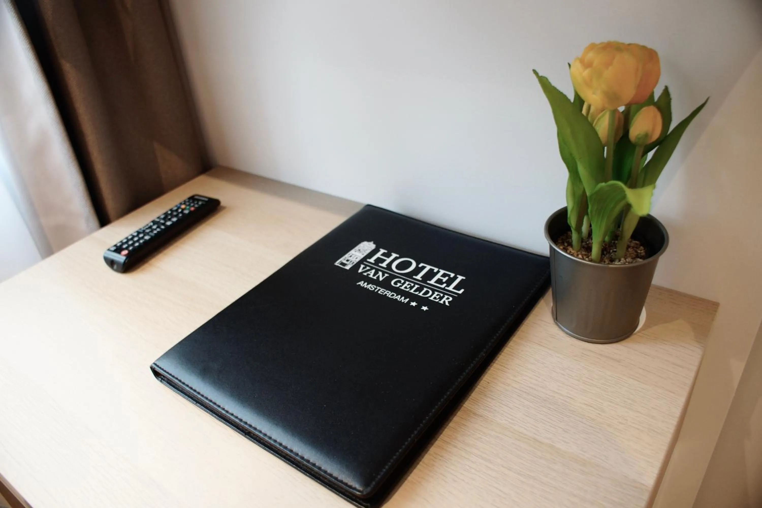 furniture in Hotel van Gelder