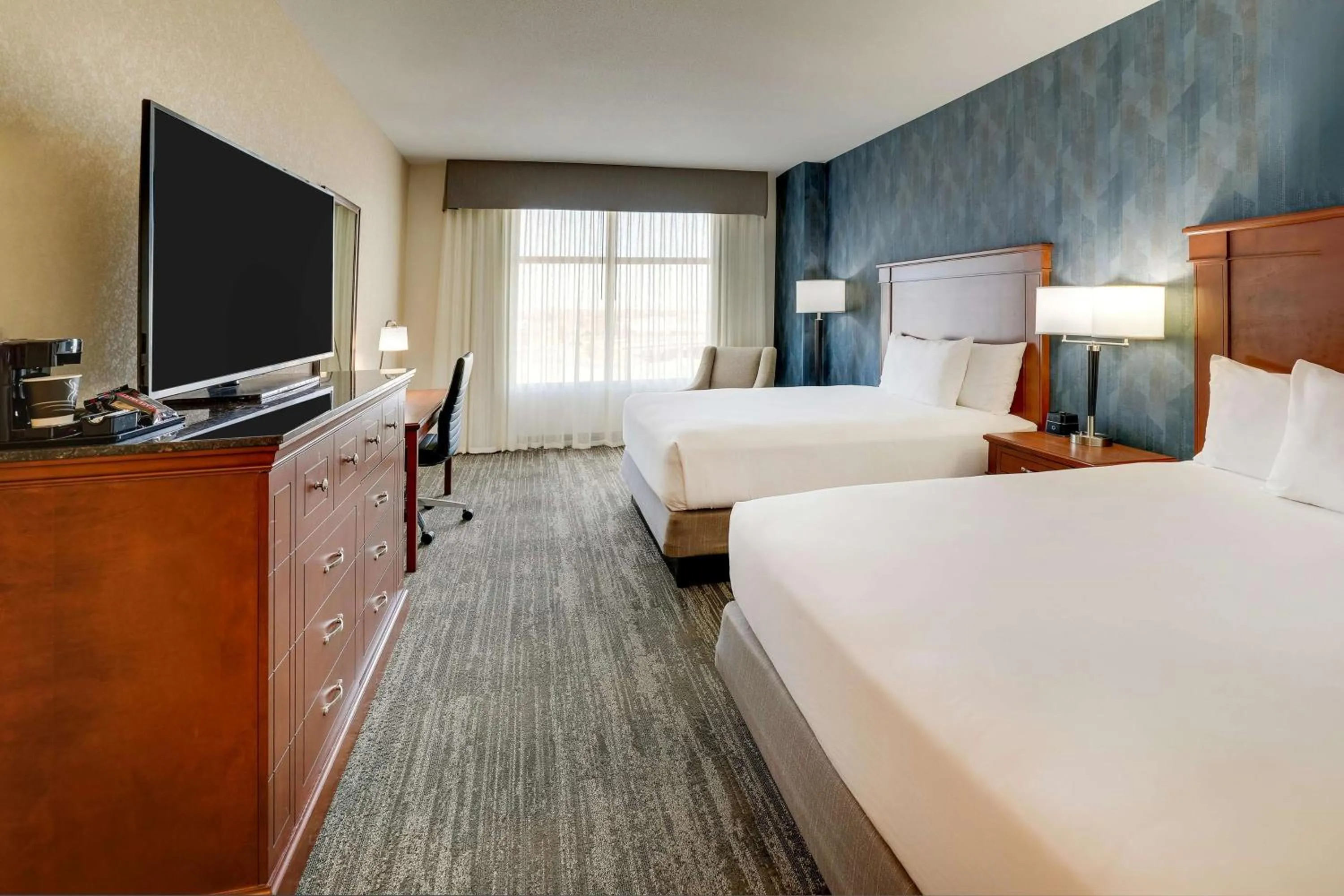 Bedroom, Bed in Drury Plaza Hotel Denver Westminster