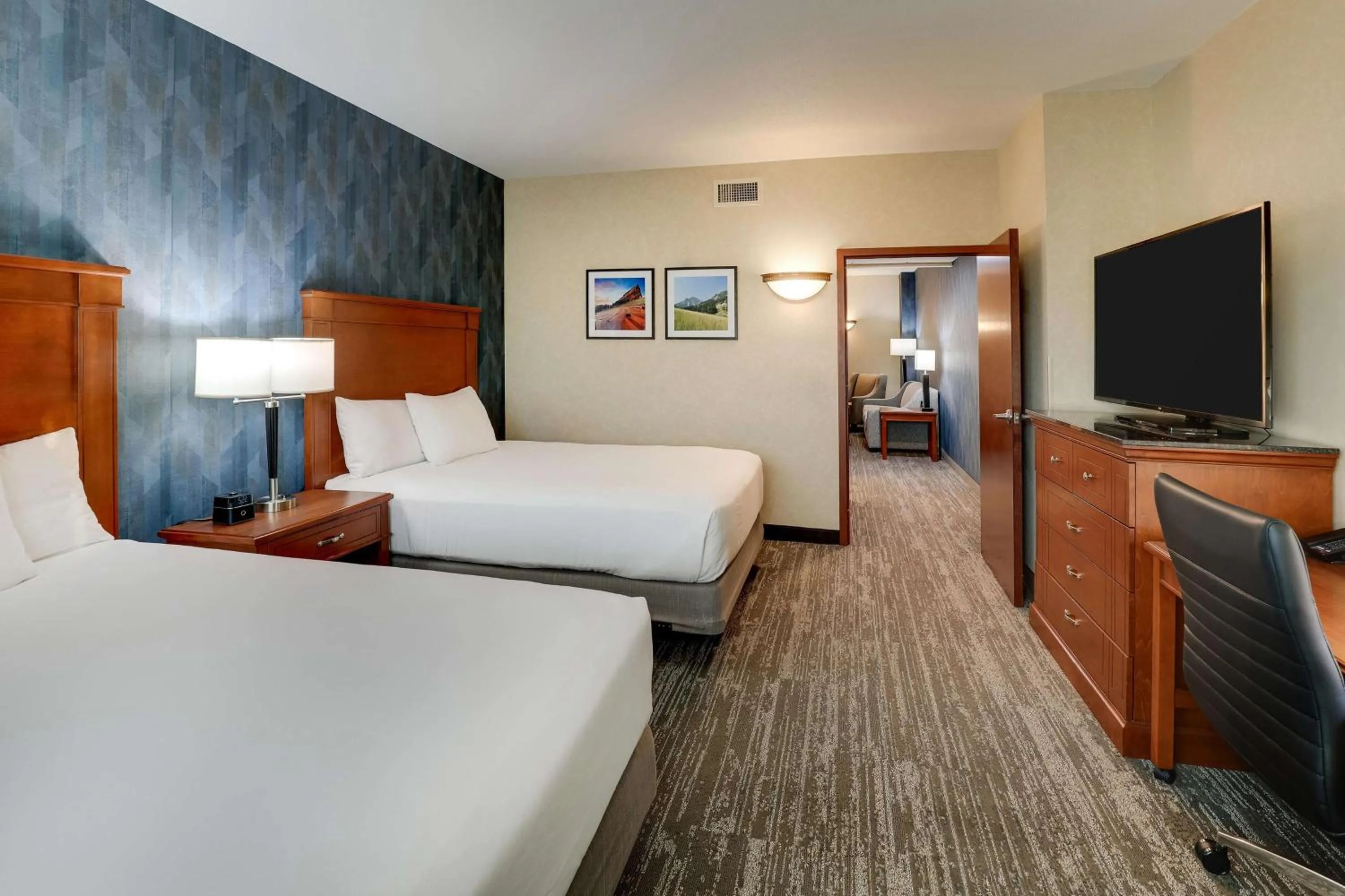 Bedroom, Bed in Drury Plaza Hotel Denver Westminster