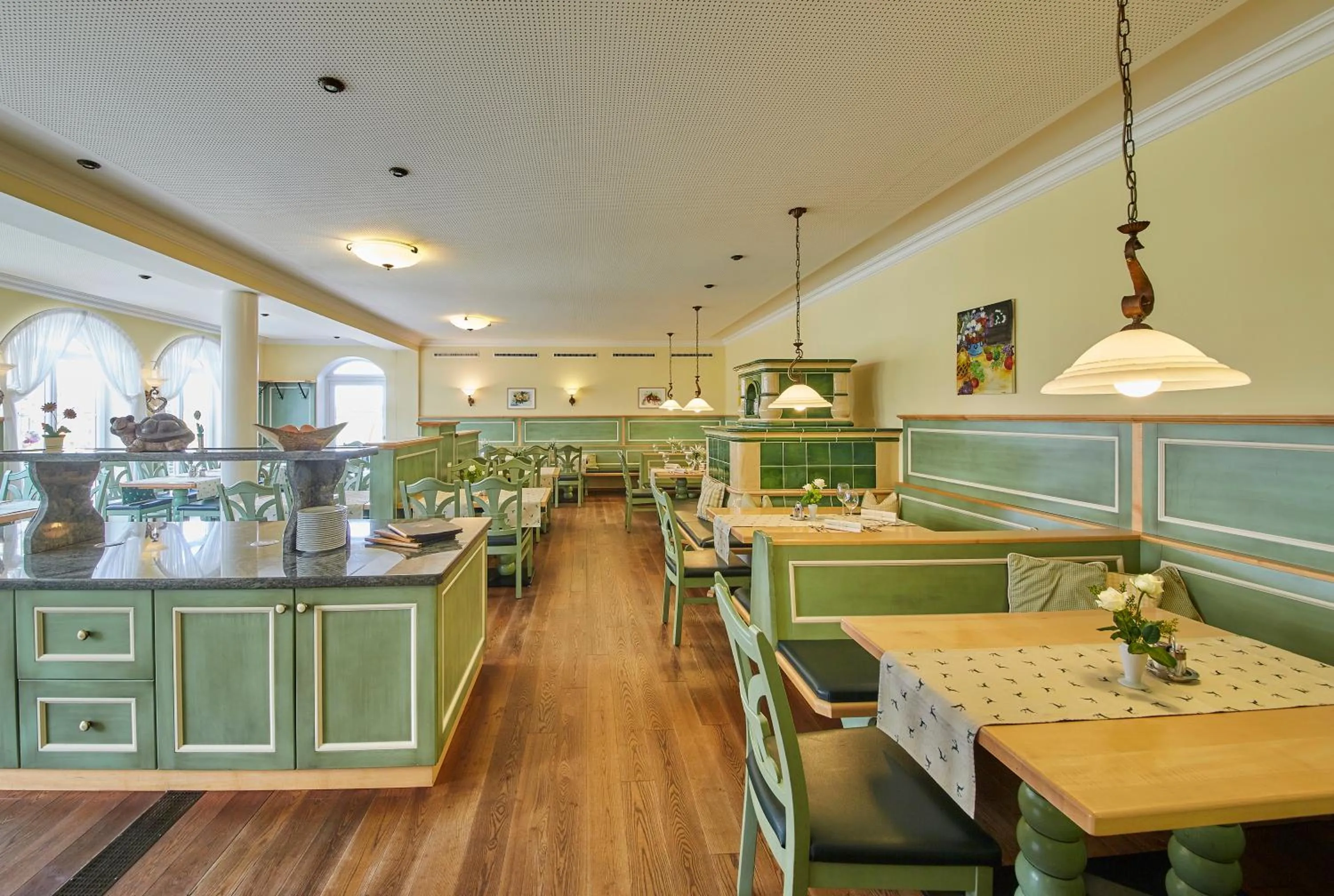 Restaurant/places to eat in Hotel Die Pflegerbrücke