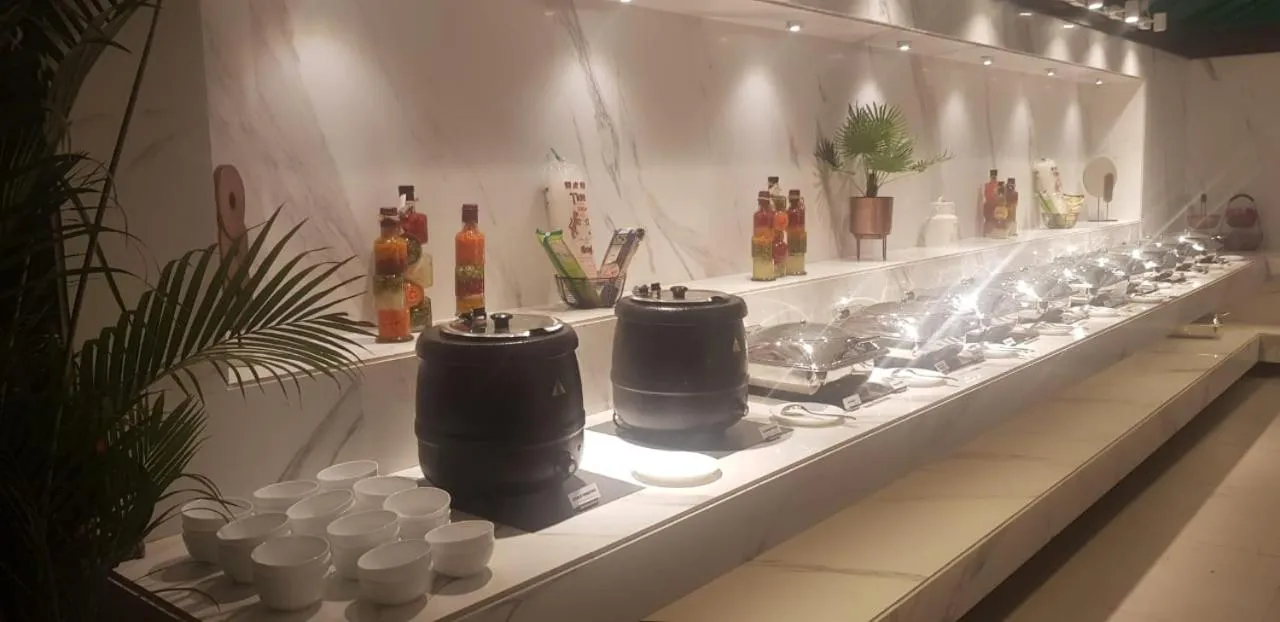 Restaurant/places to eat in Enrise By Sayaji Rau Indore