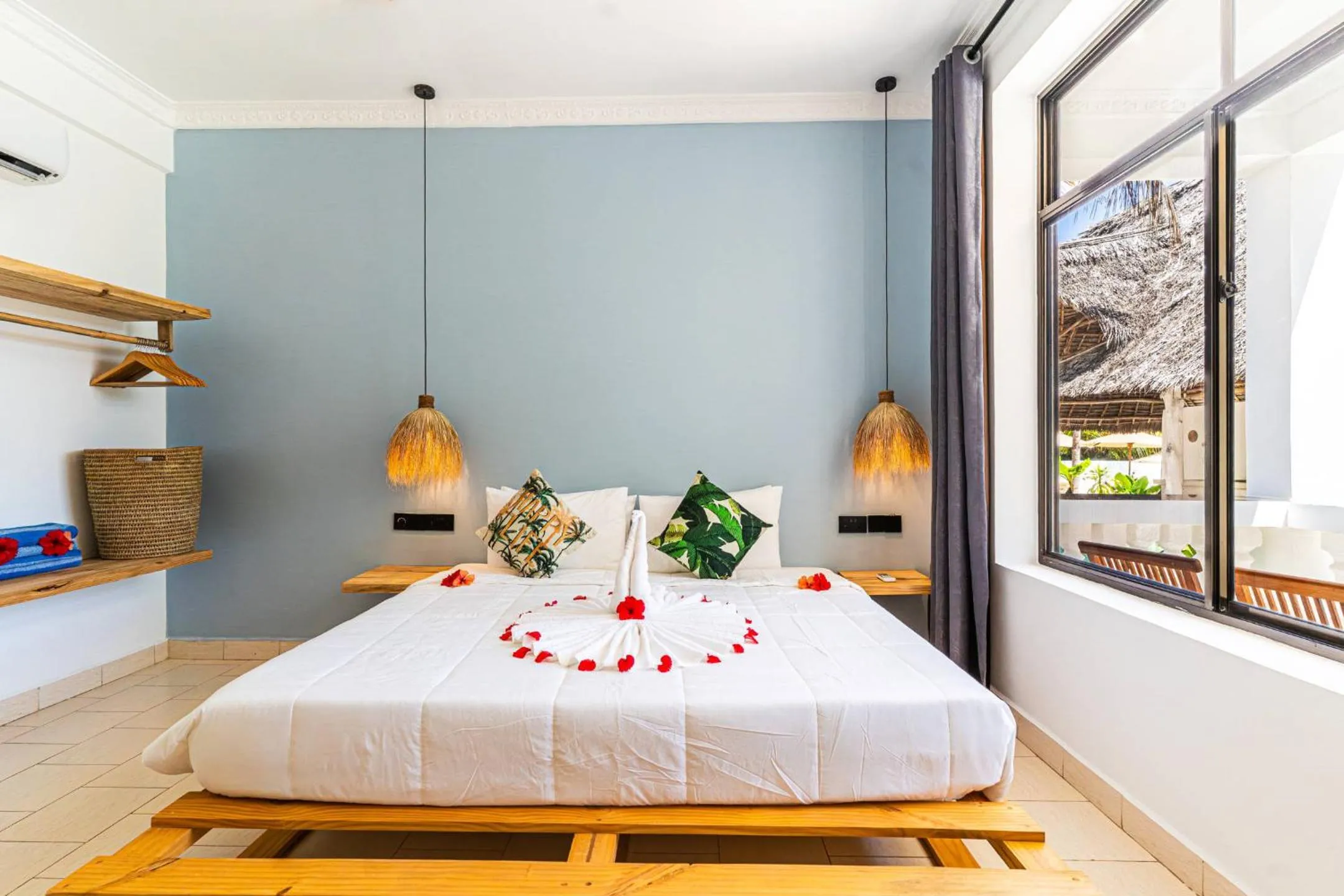 Bed in Marea Boutique Hotel