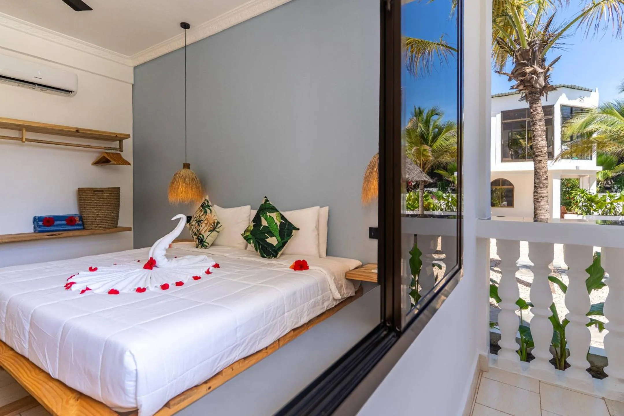 Bed in Marea Boutique Hotel