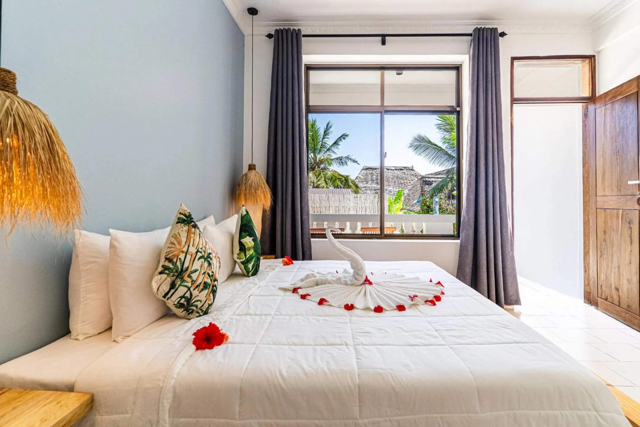 Bed in Marea Boutique Hotel