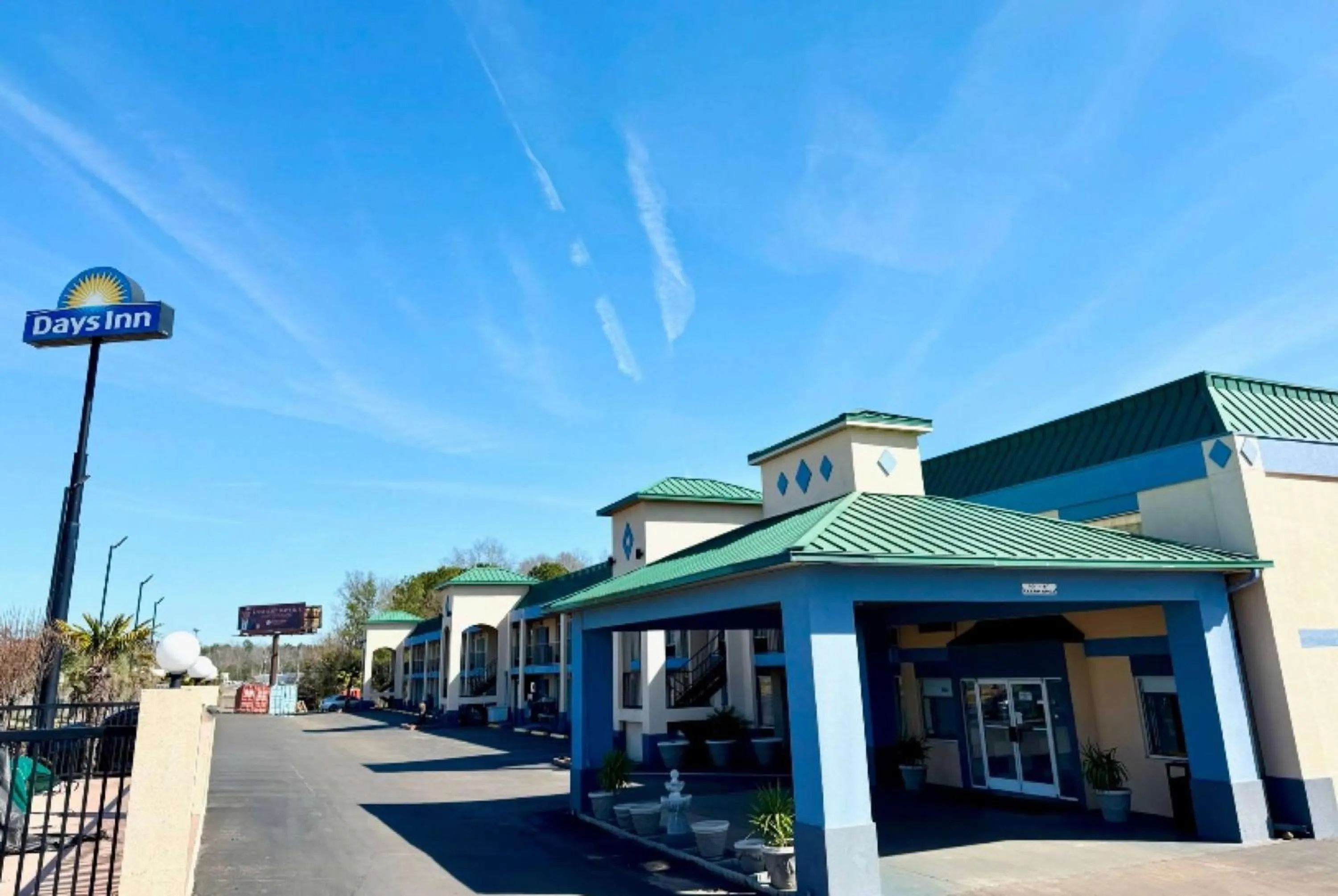 Property building in Days Inn by Wyndham Greenville