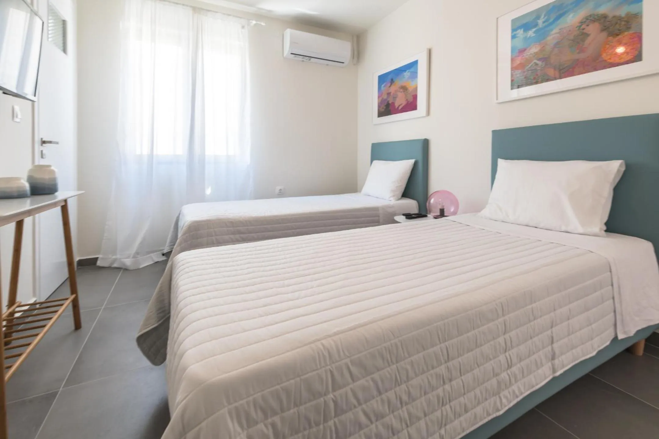 Bed in Rotunda Suites