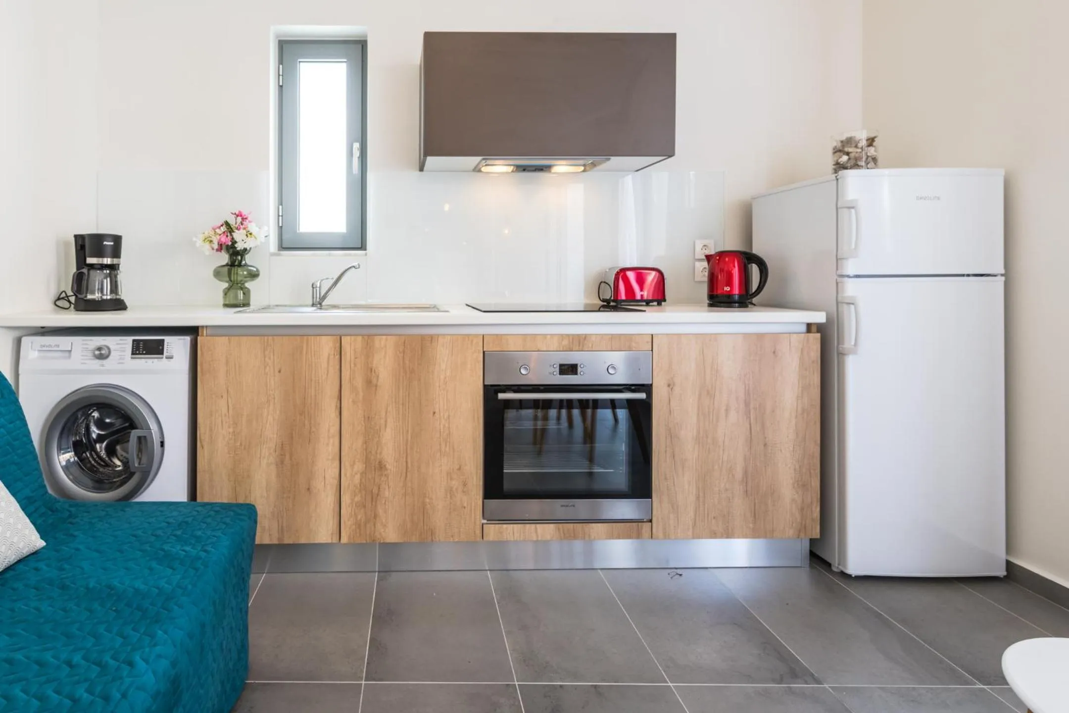 Kitchen or kitchenette in Rotunda Suites