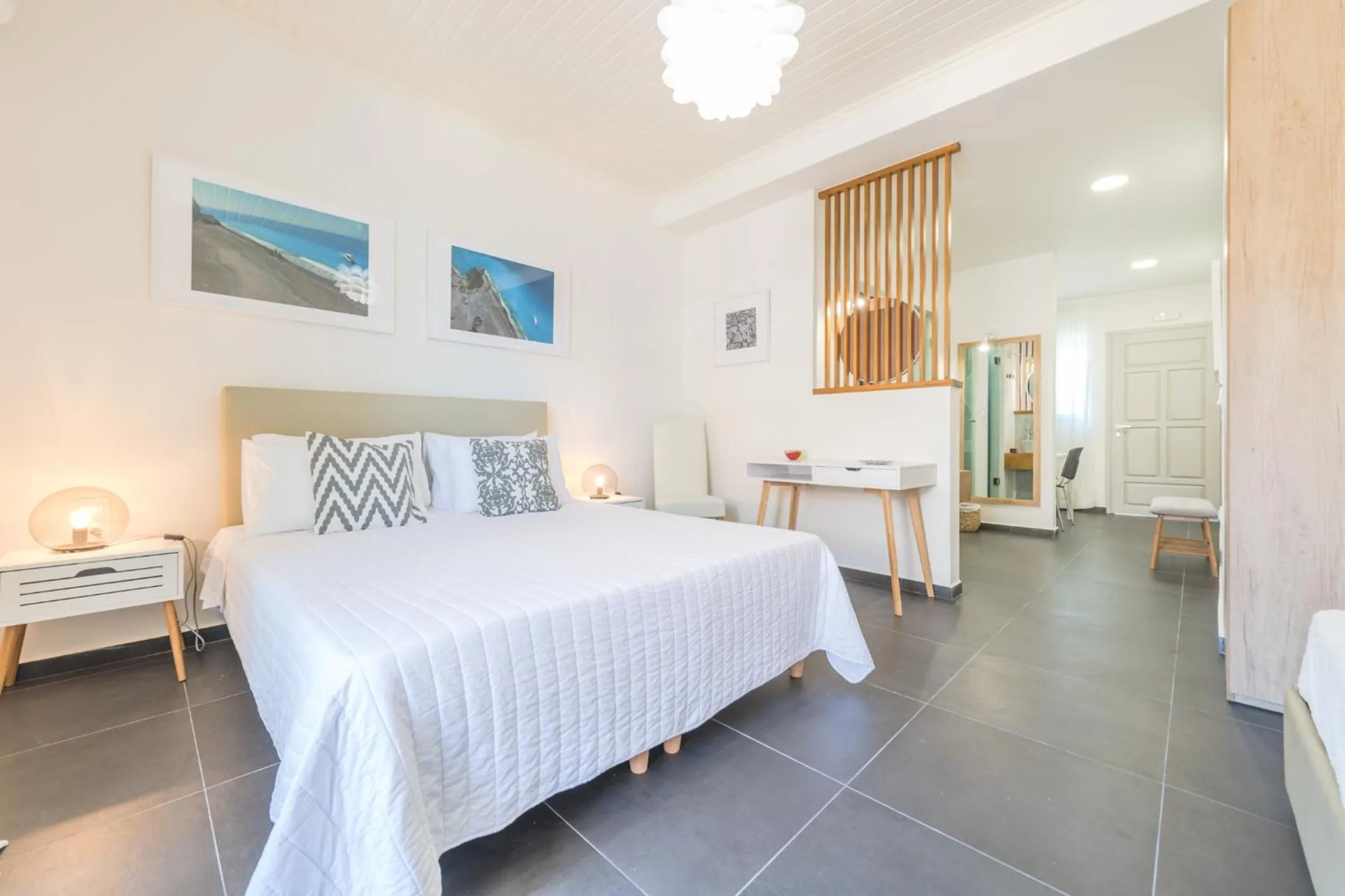 Bed in Rotunda Suites