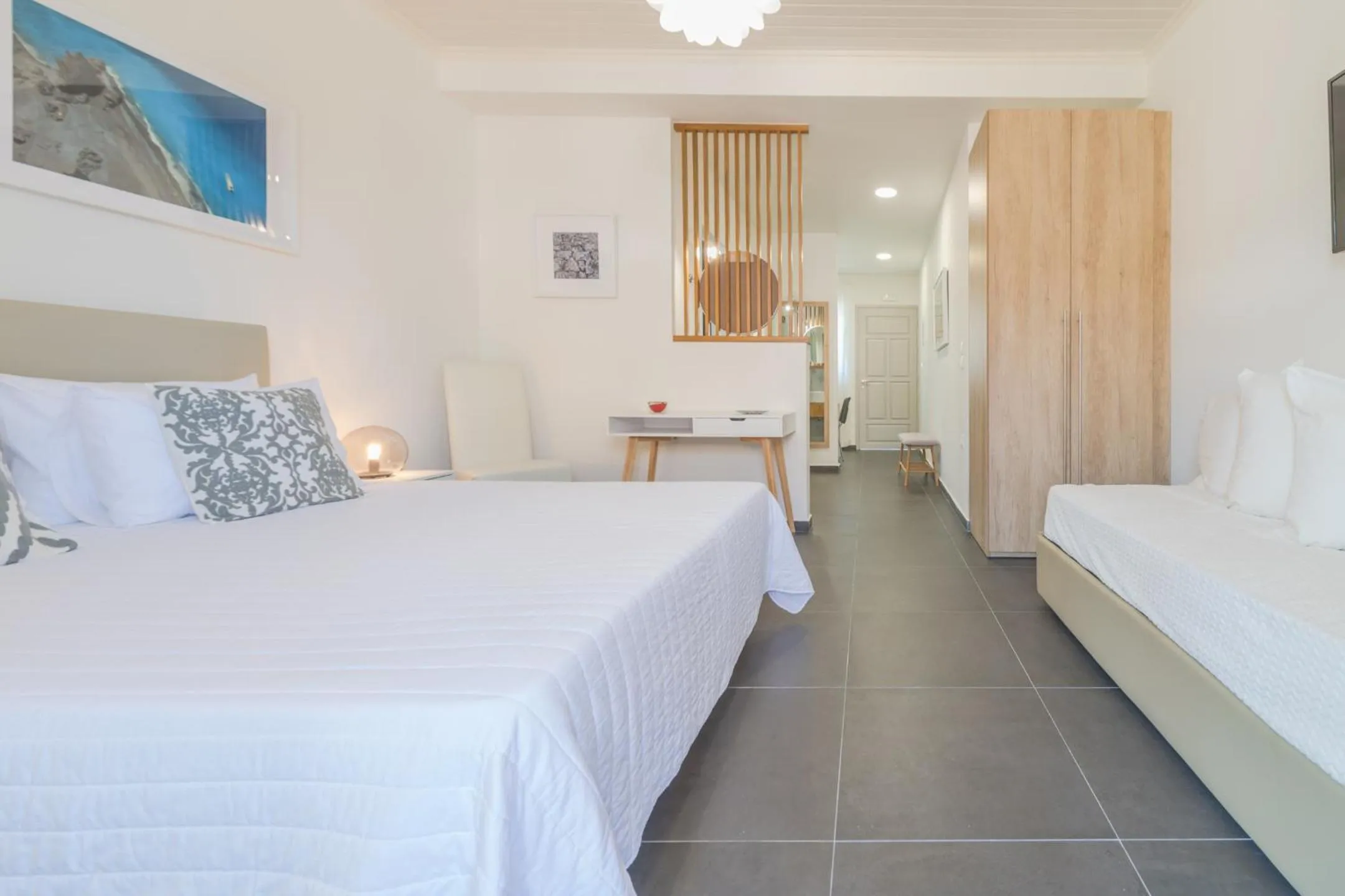 Bed in Rotunda Suites