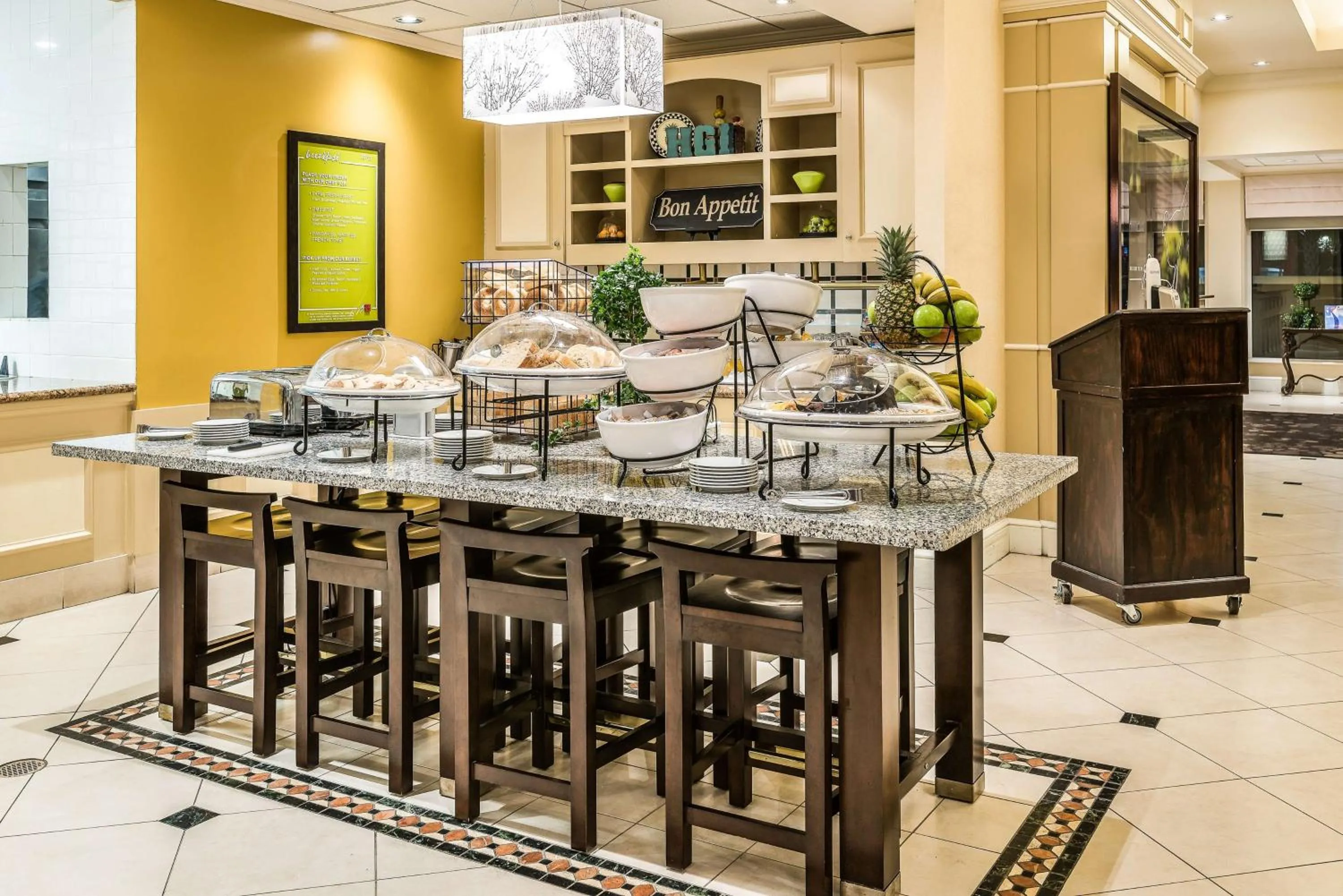 Restaurant/places to eat in Hilton Garden Inn Florence