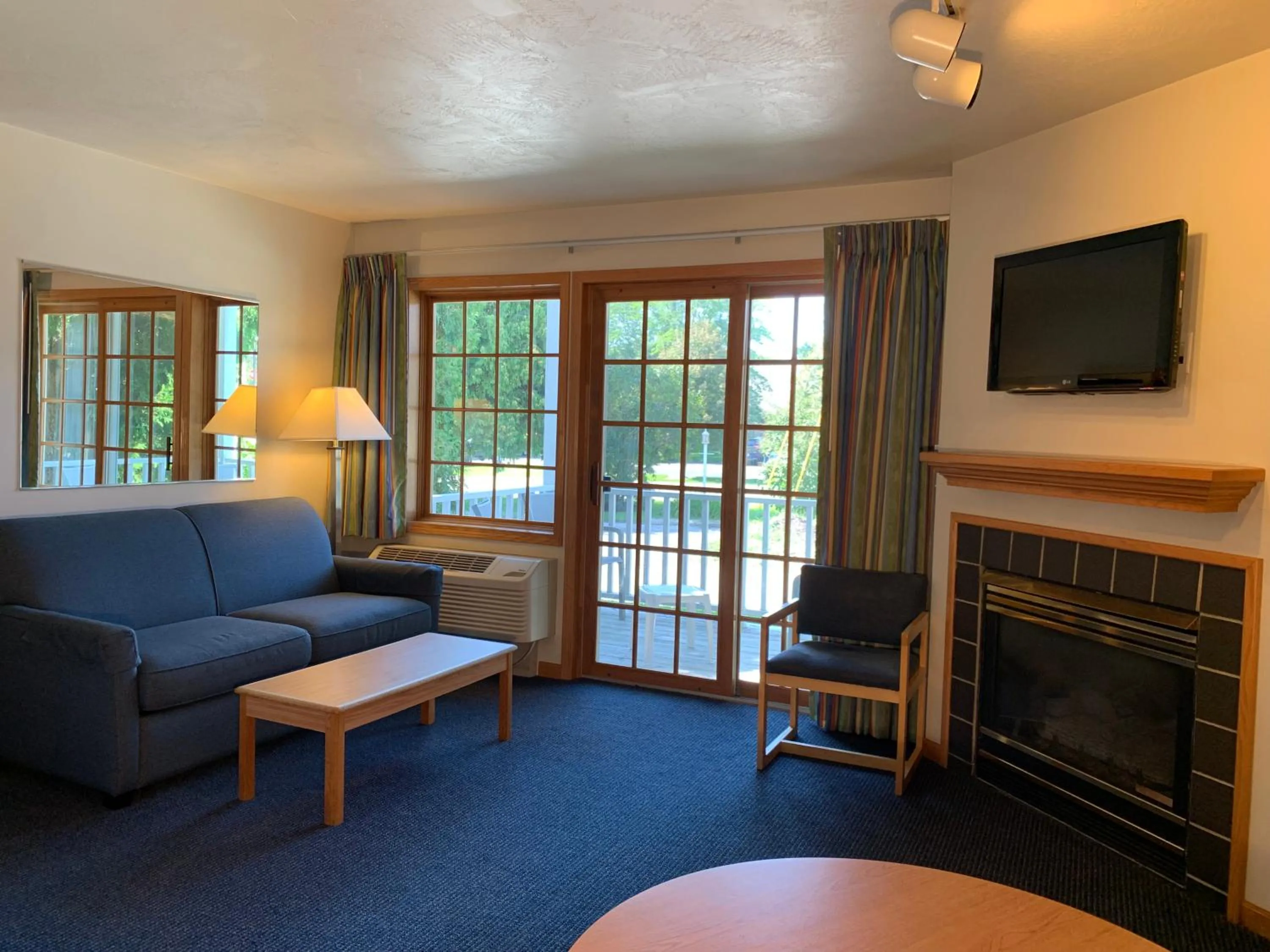 Living room in AppleCreek Resort-Hotel & Suites
