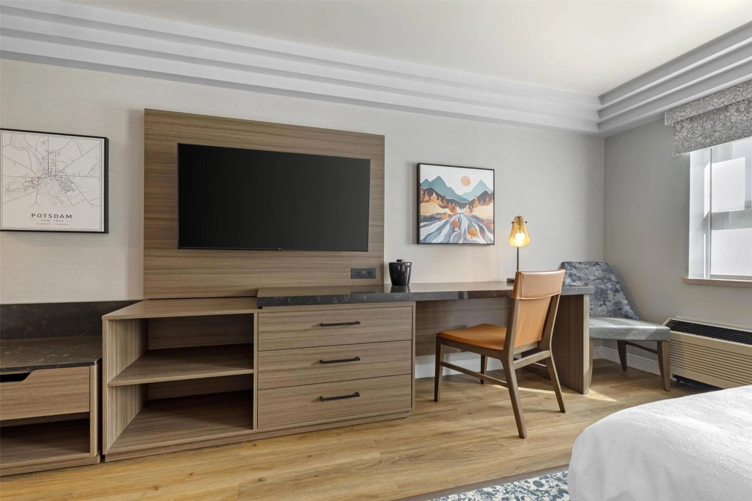 Bedroom, Bed in Best Western Potsdam University Park Inn