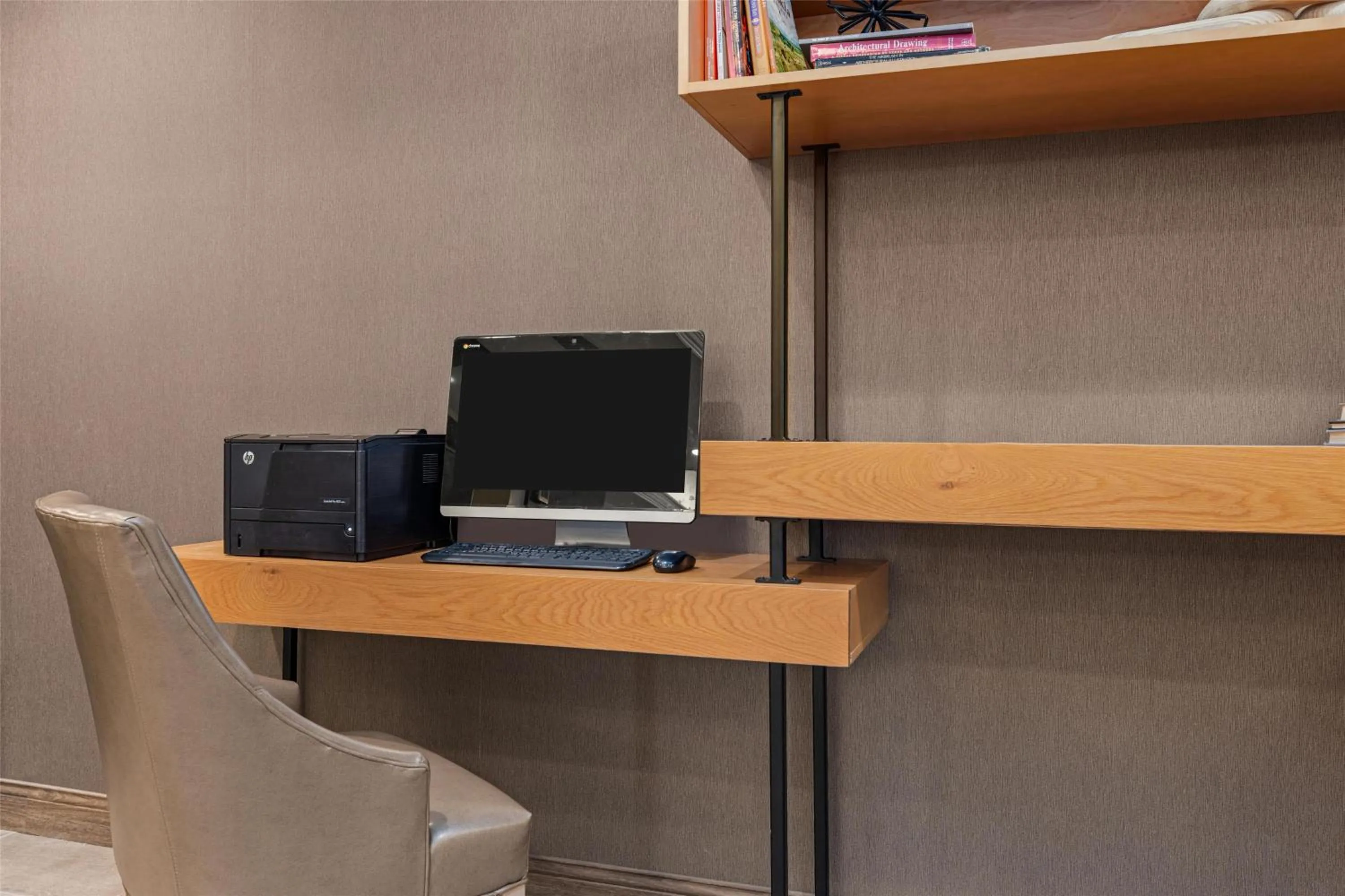 Business facilities in Drury Plaza Hotel St Louis Creve Coeur