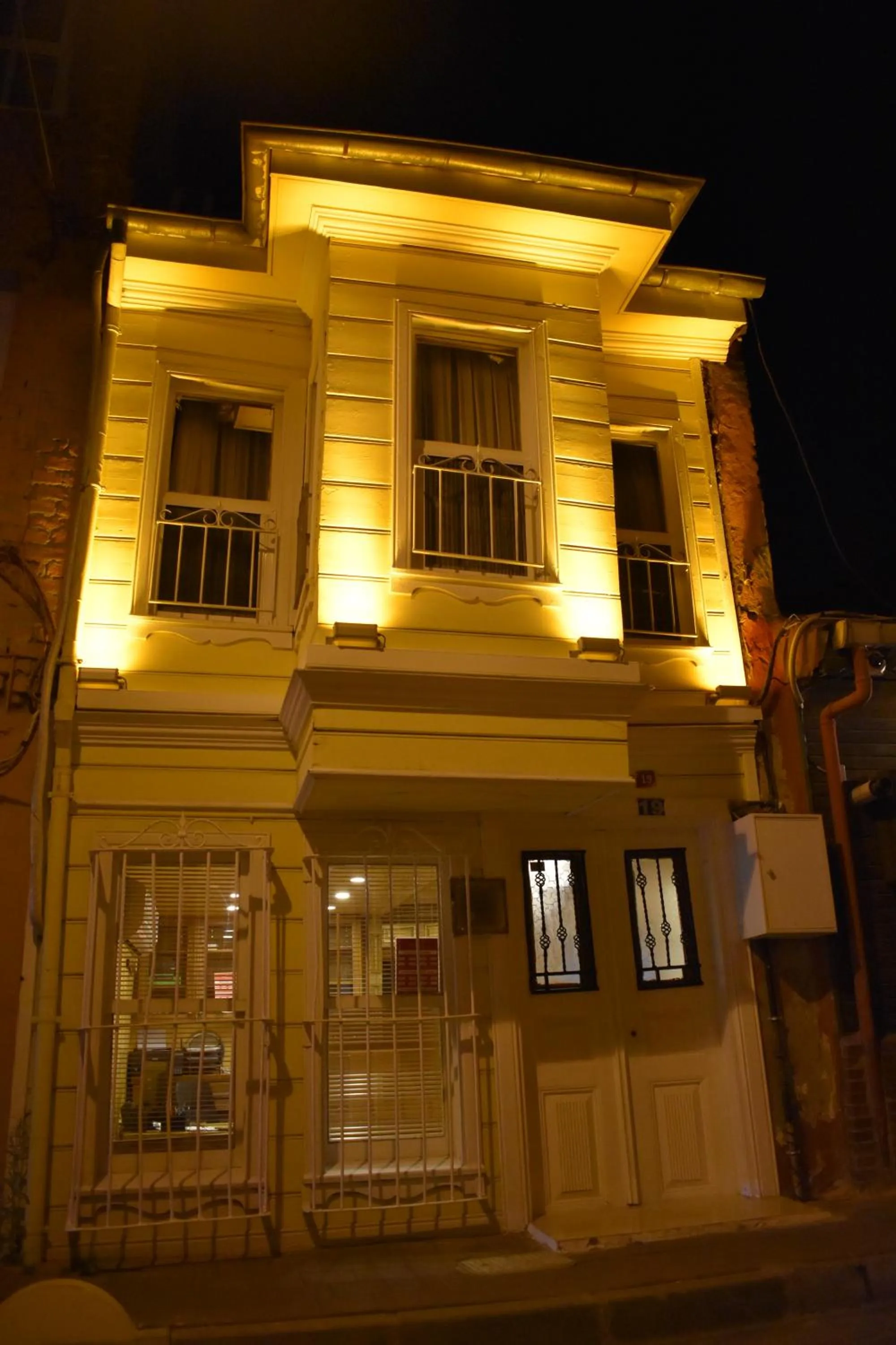 Property building in Enderun by Otantik Suites