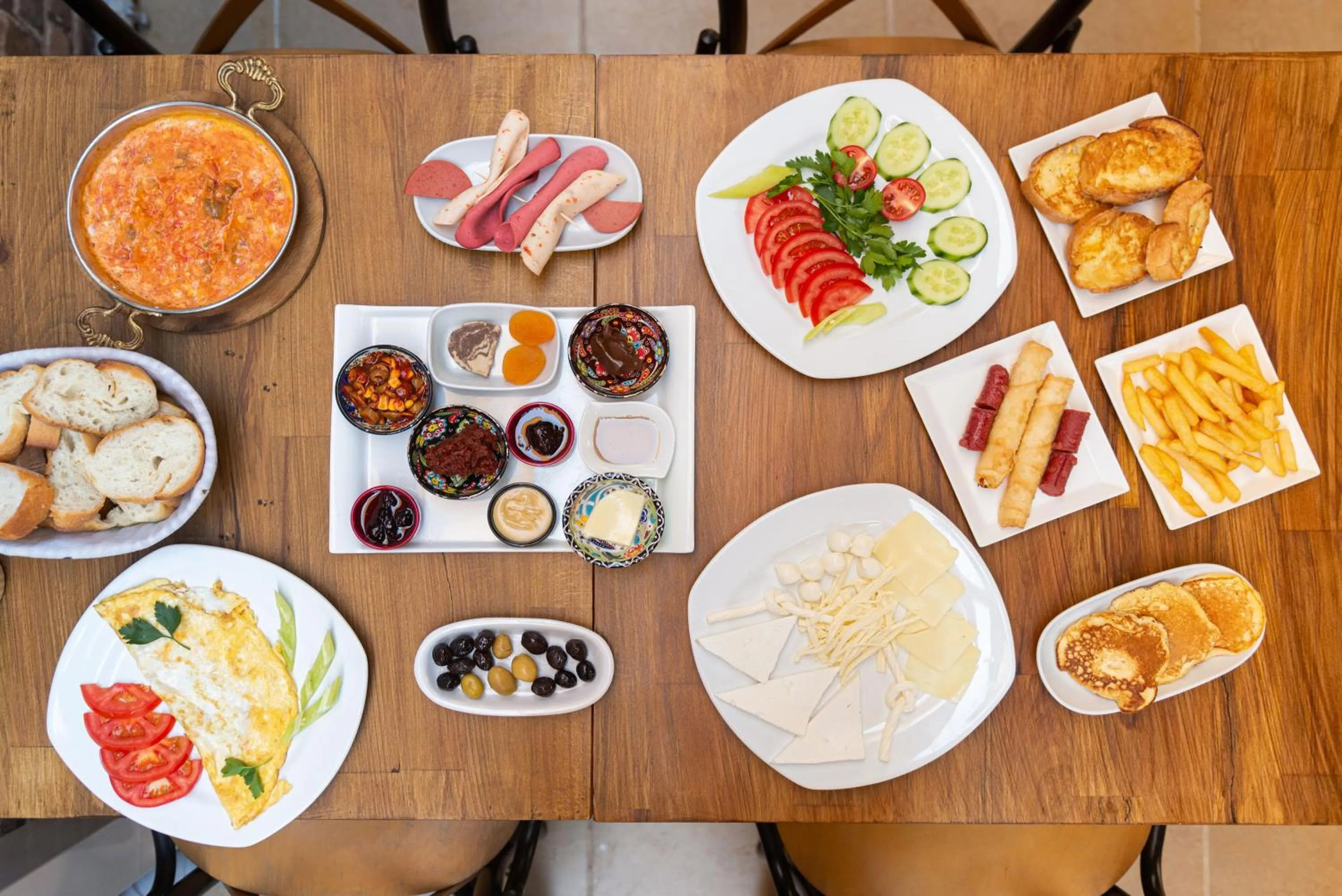 Breakfast in Enderun by Otantik Suites