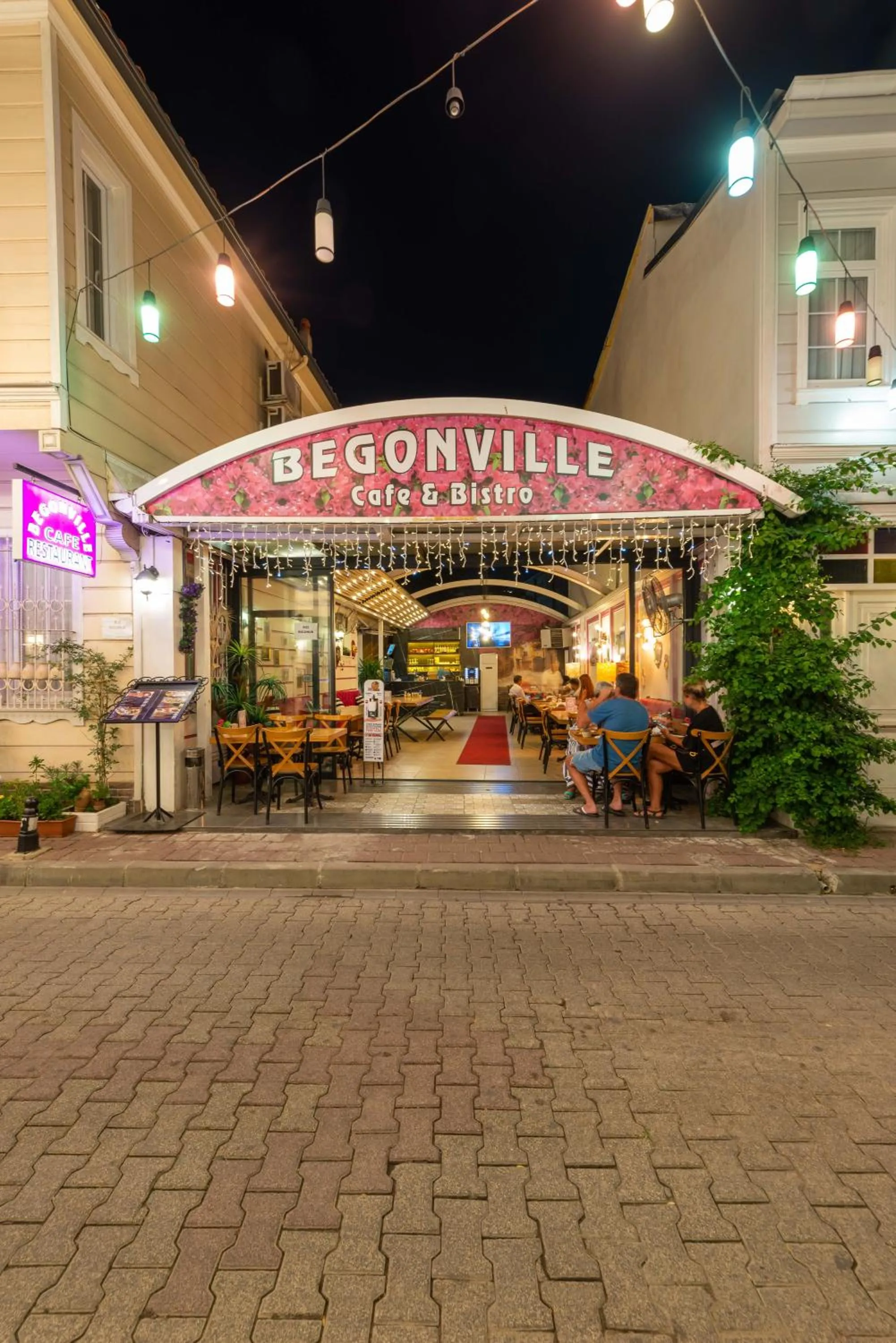 Breakfast in Enderun by Otantik Suites