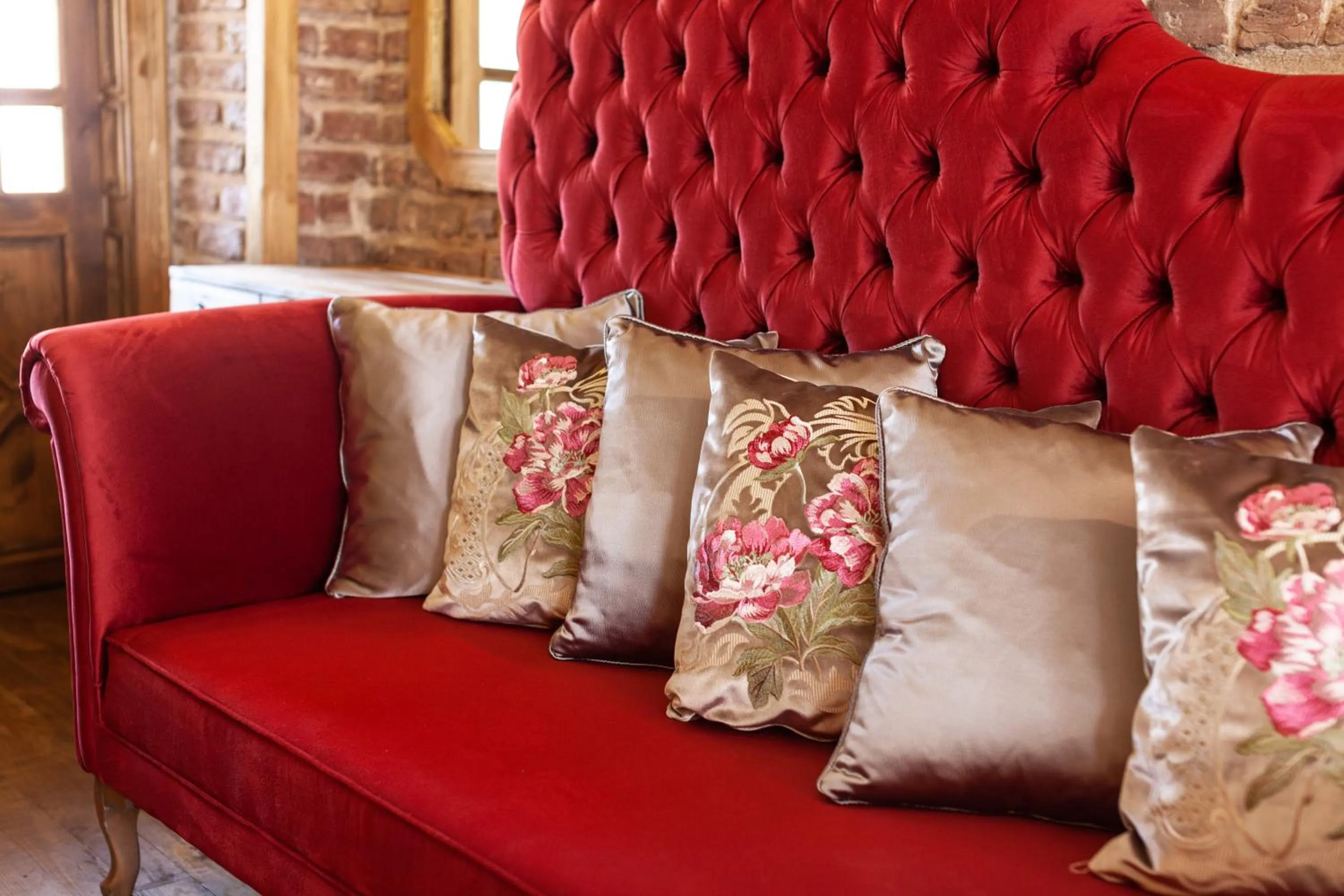 Living room in Enderun by Otantik Suites