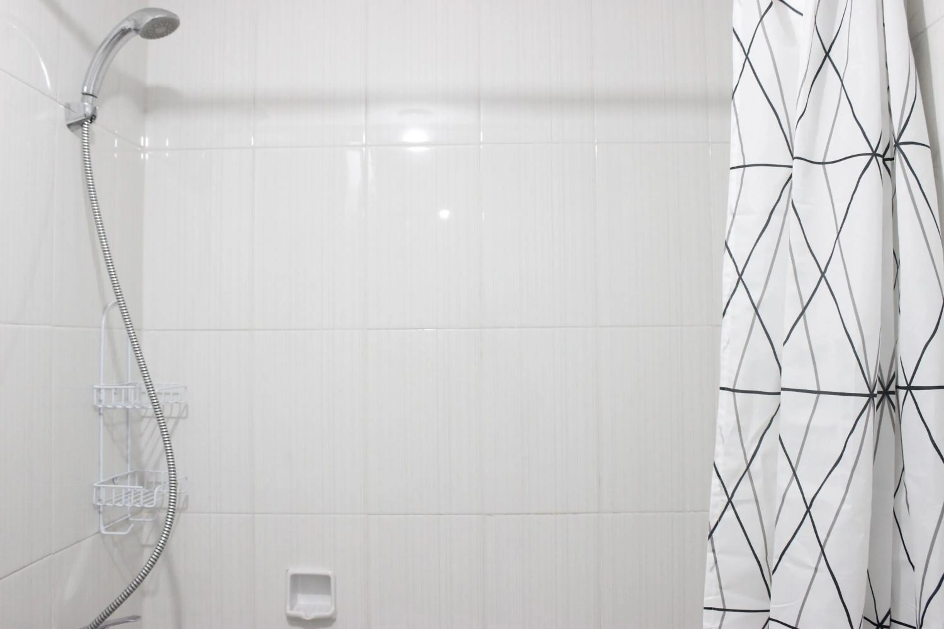 Cozy 2BR Apartment @ Newton Residence By Travelio