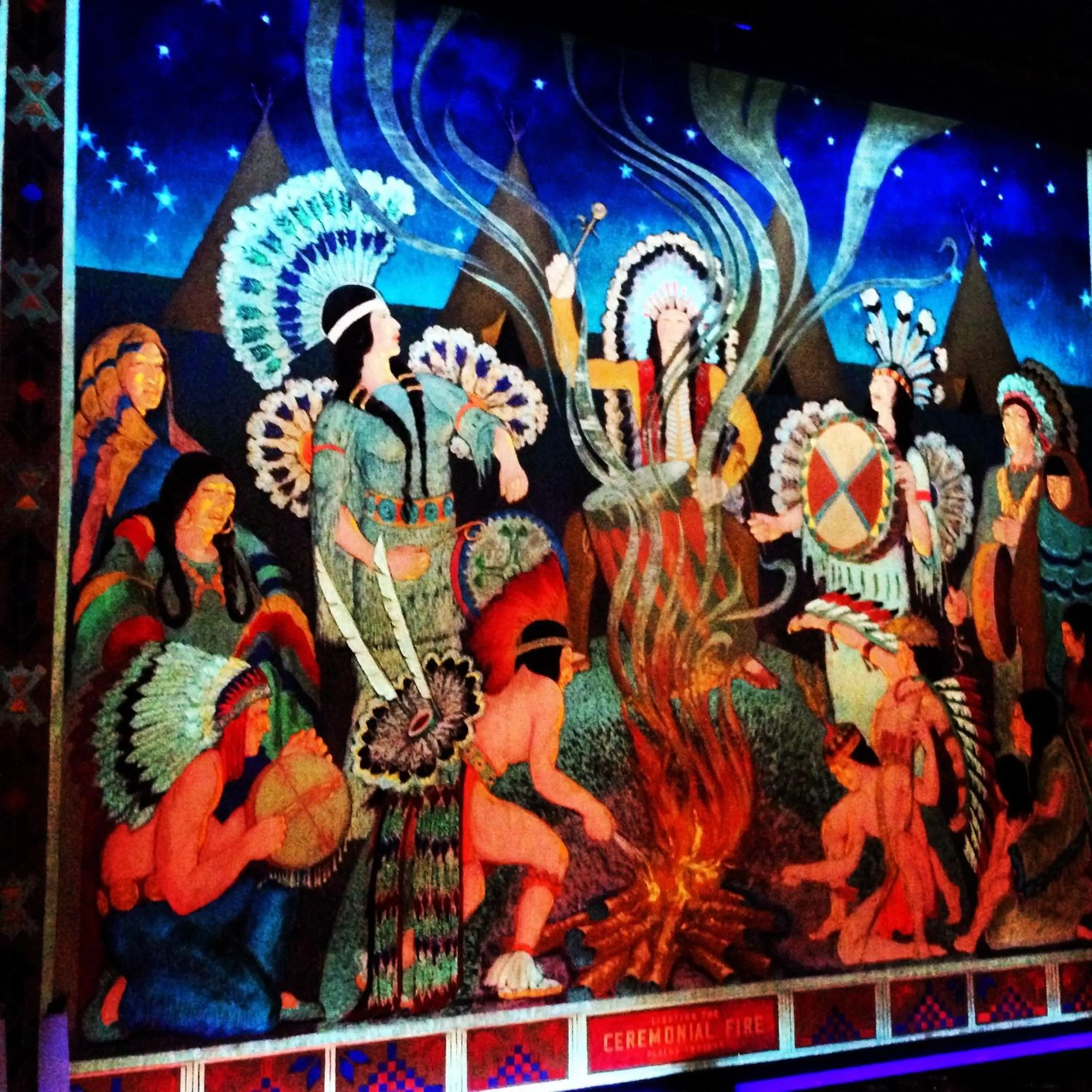 Lounge or bar in The Hotel Ottumwa