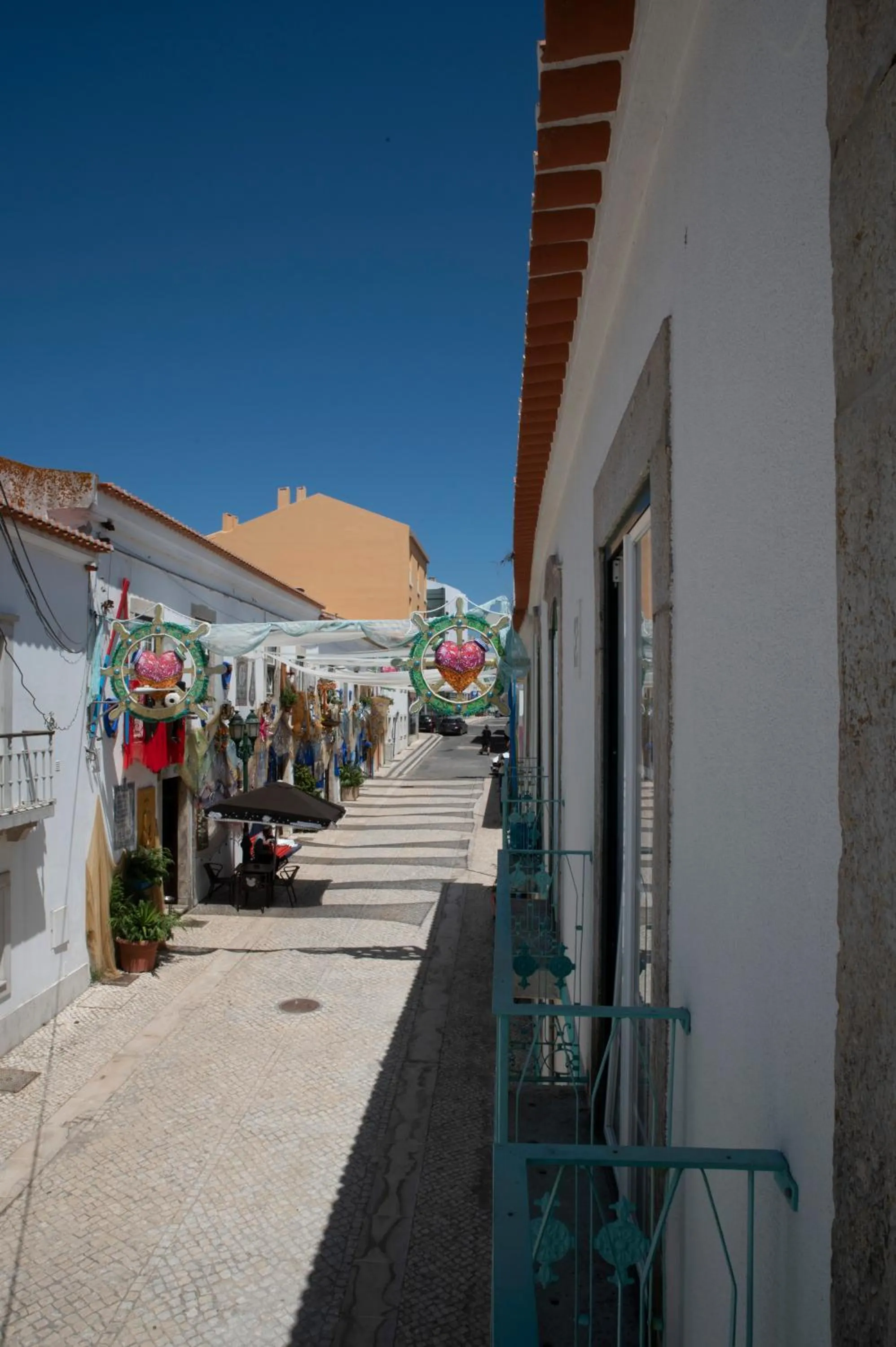 Property building in WOT Peniche Social