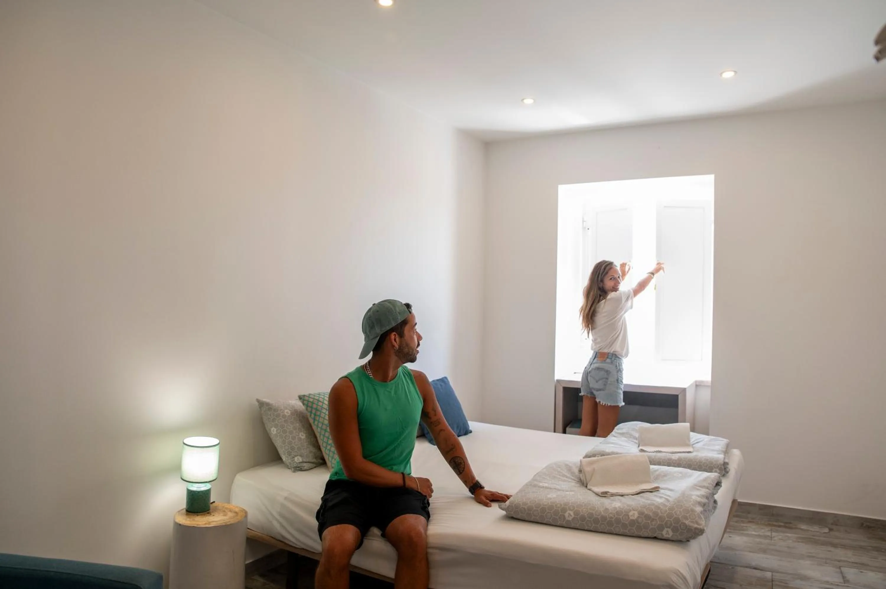 Bed in WOT Peniche Social