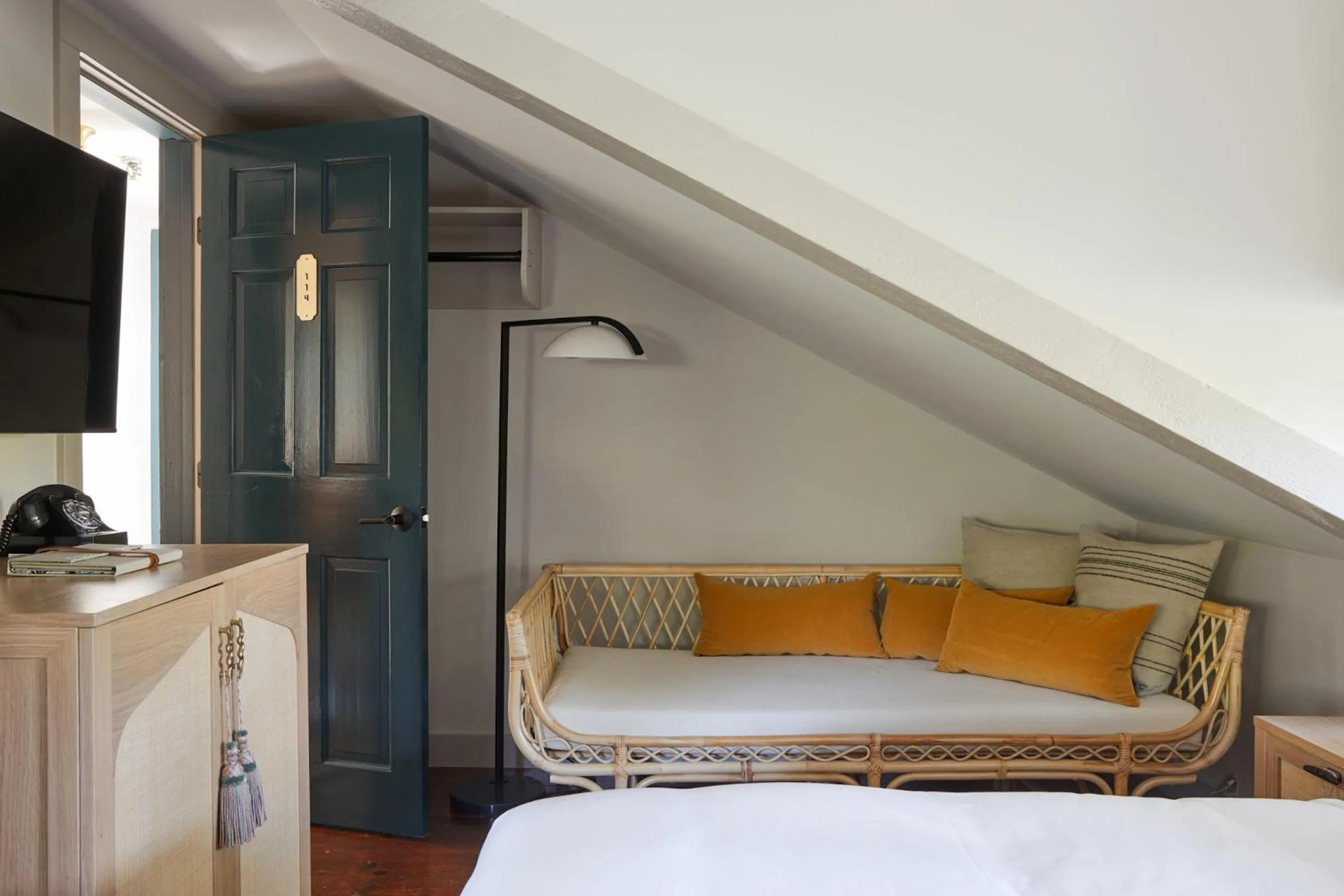 Bed in Faraway Nantucket