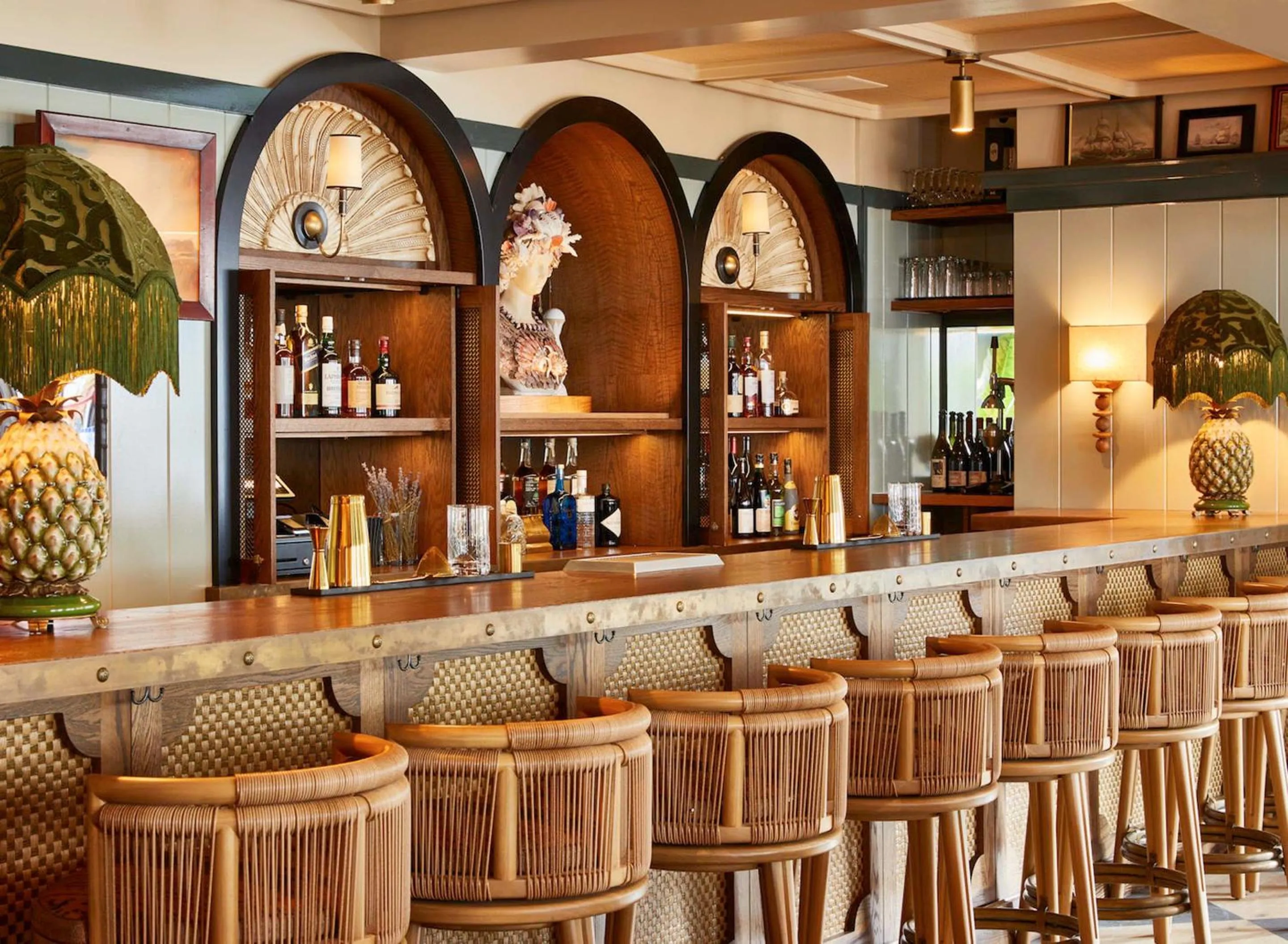 Lounge or bar in Faraway Nantucket