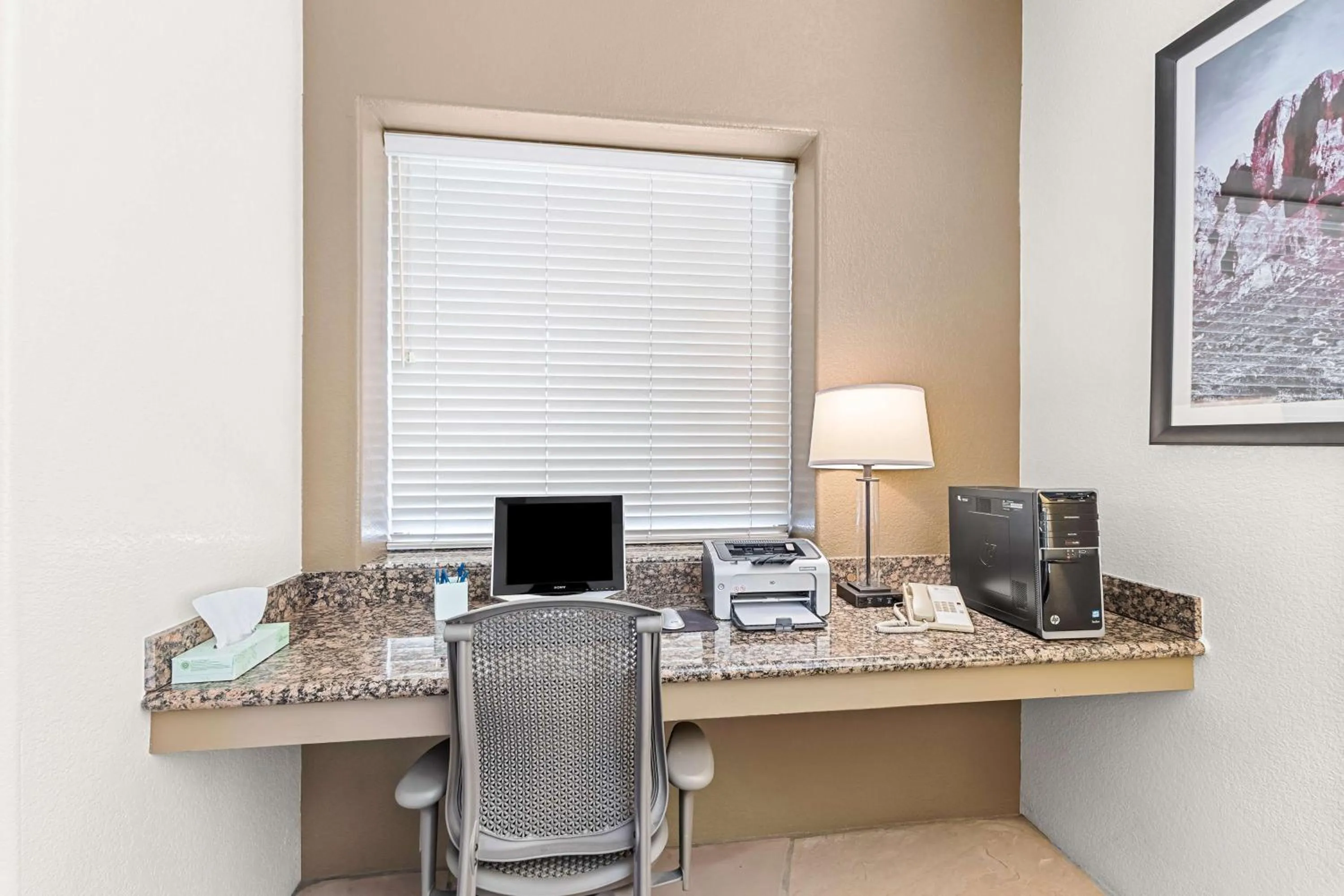 Business facilities in Best Western Apache Junction Inn