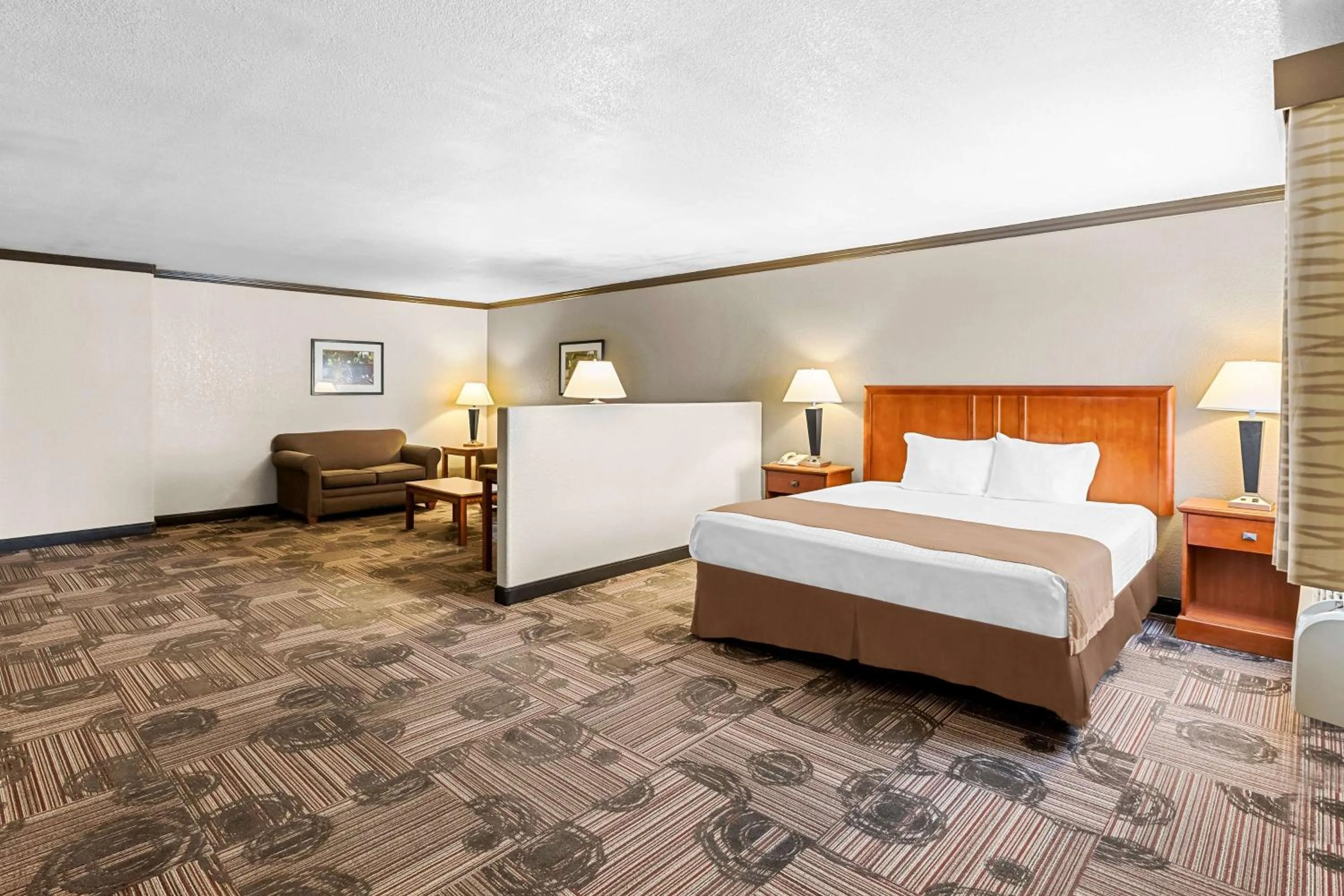 Bedroom, Bed in Best Western Apache Junction Inn