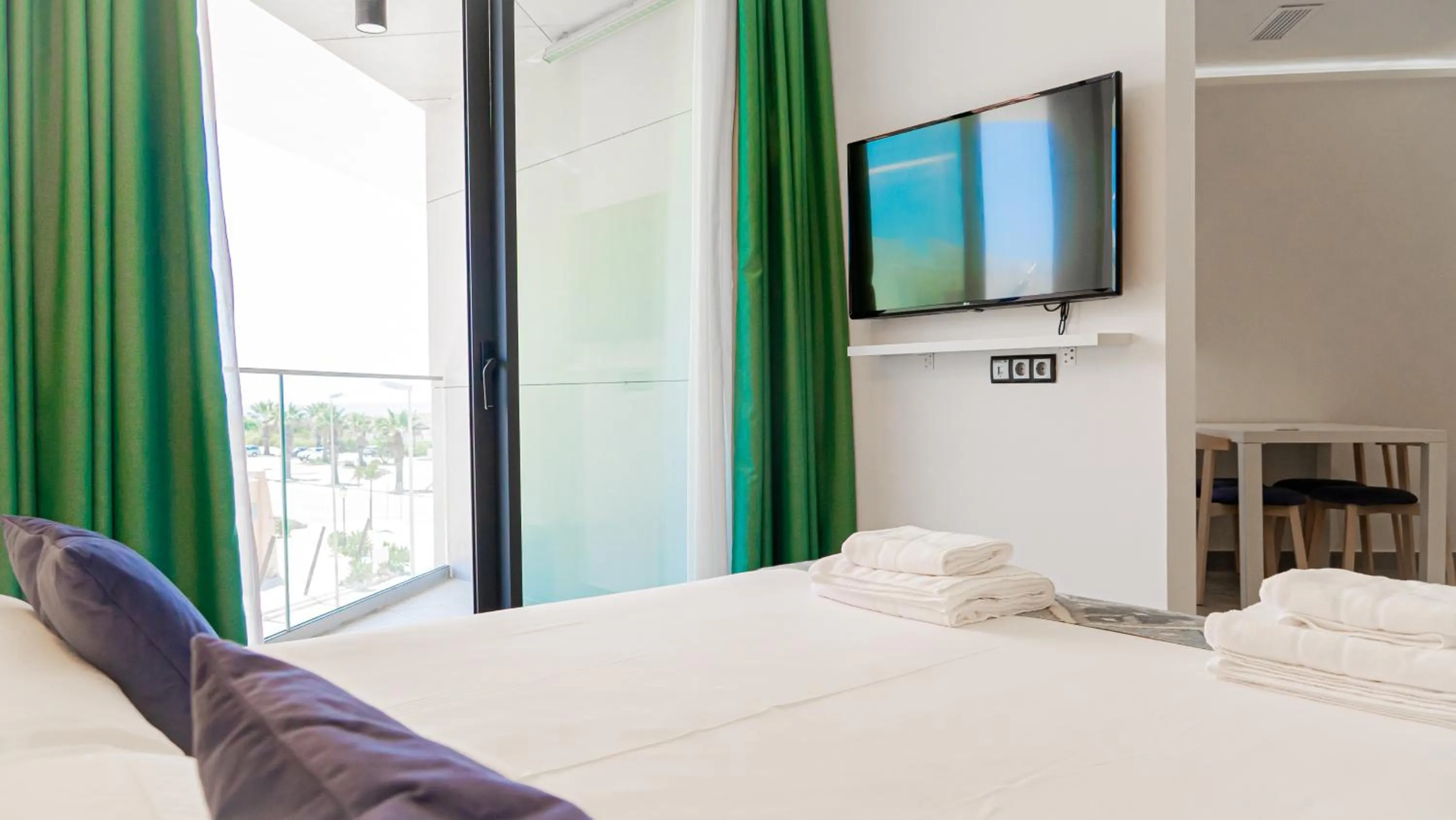 Bedroom, Bed in Hotel Playa de la Plata