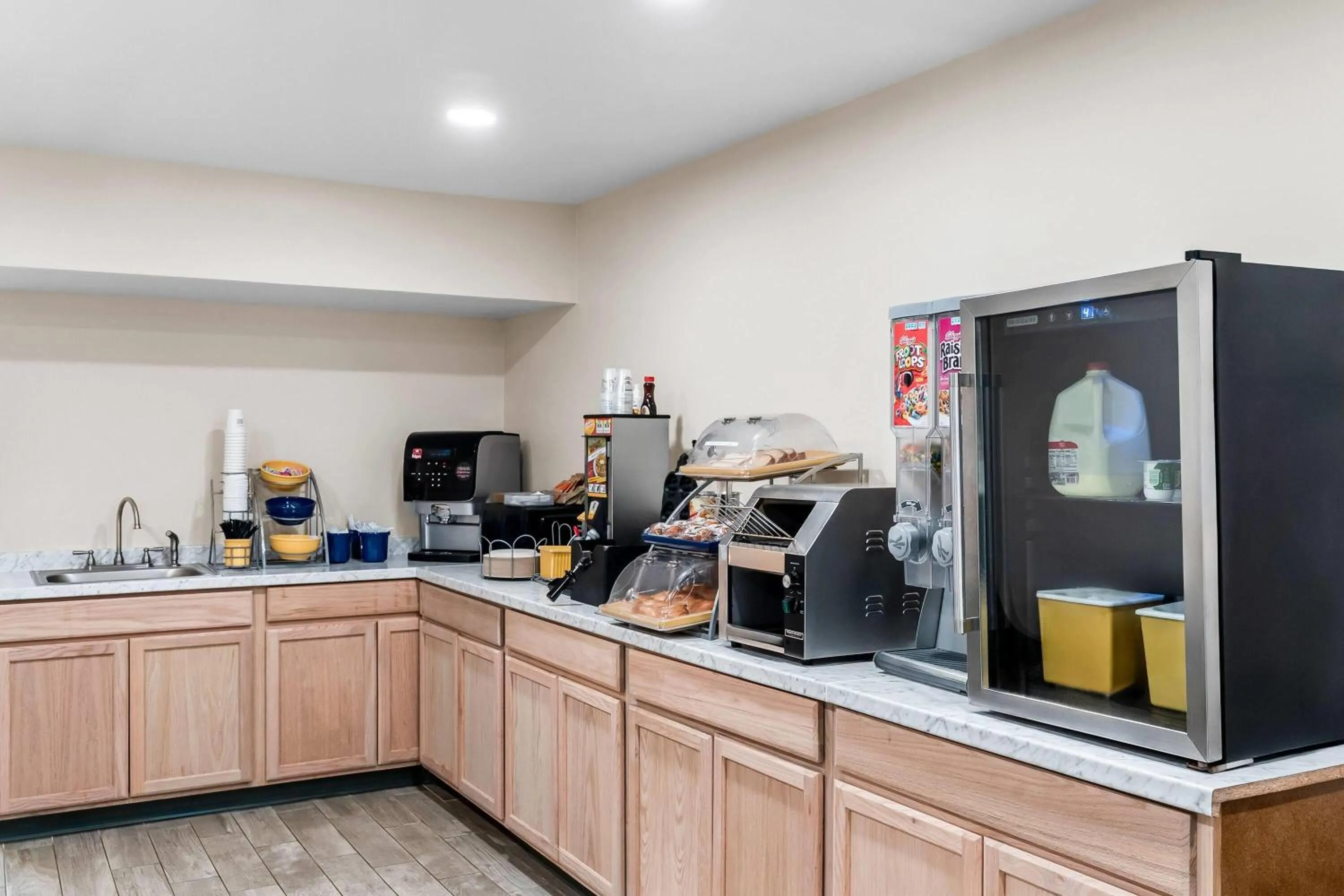 Restaurant/places to eat in Days Inn by Wyndham Spartanburg