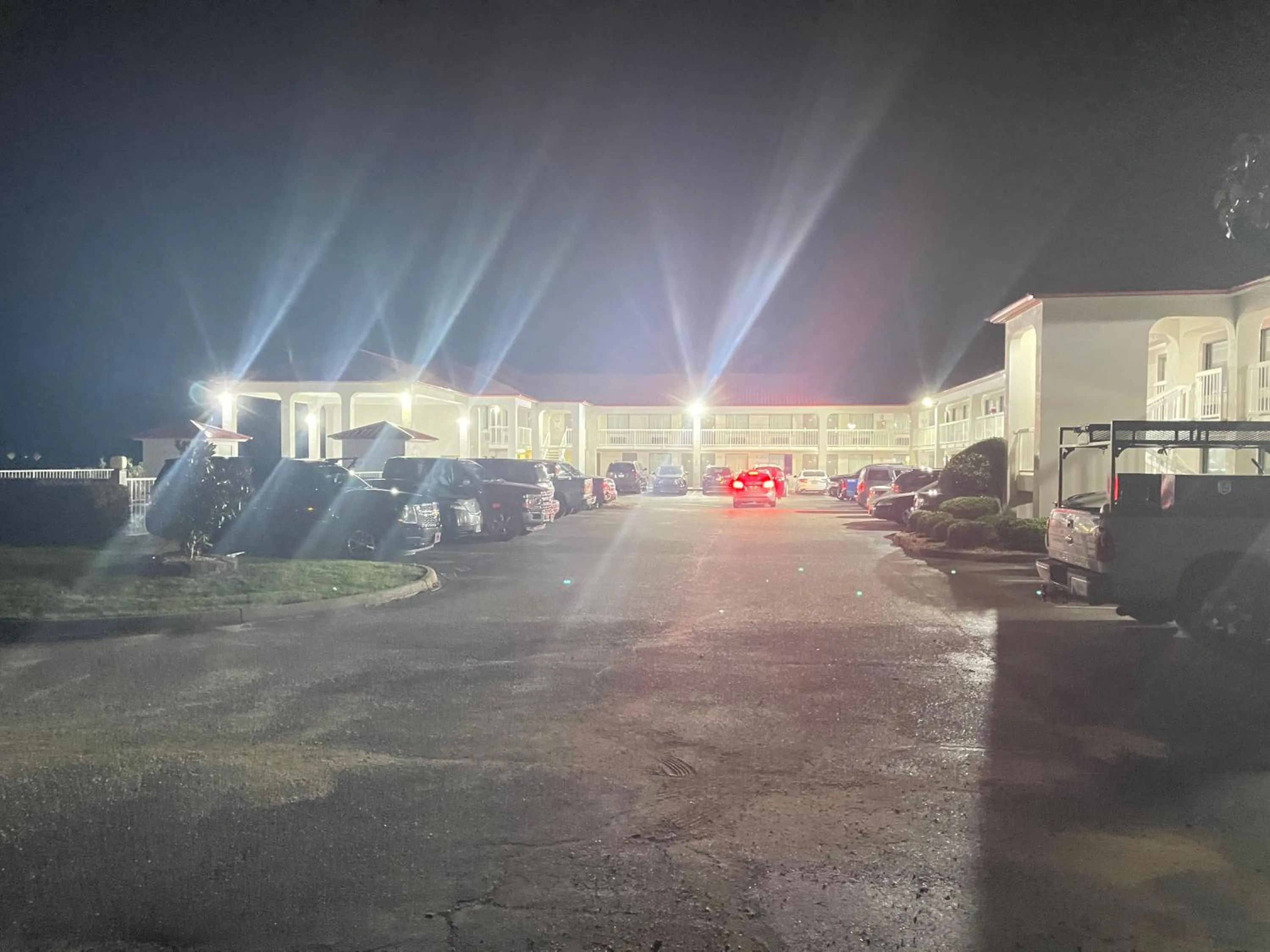 Property building in Motel 6 Abbeville, AL