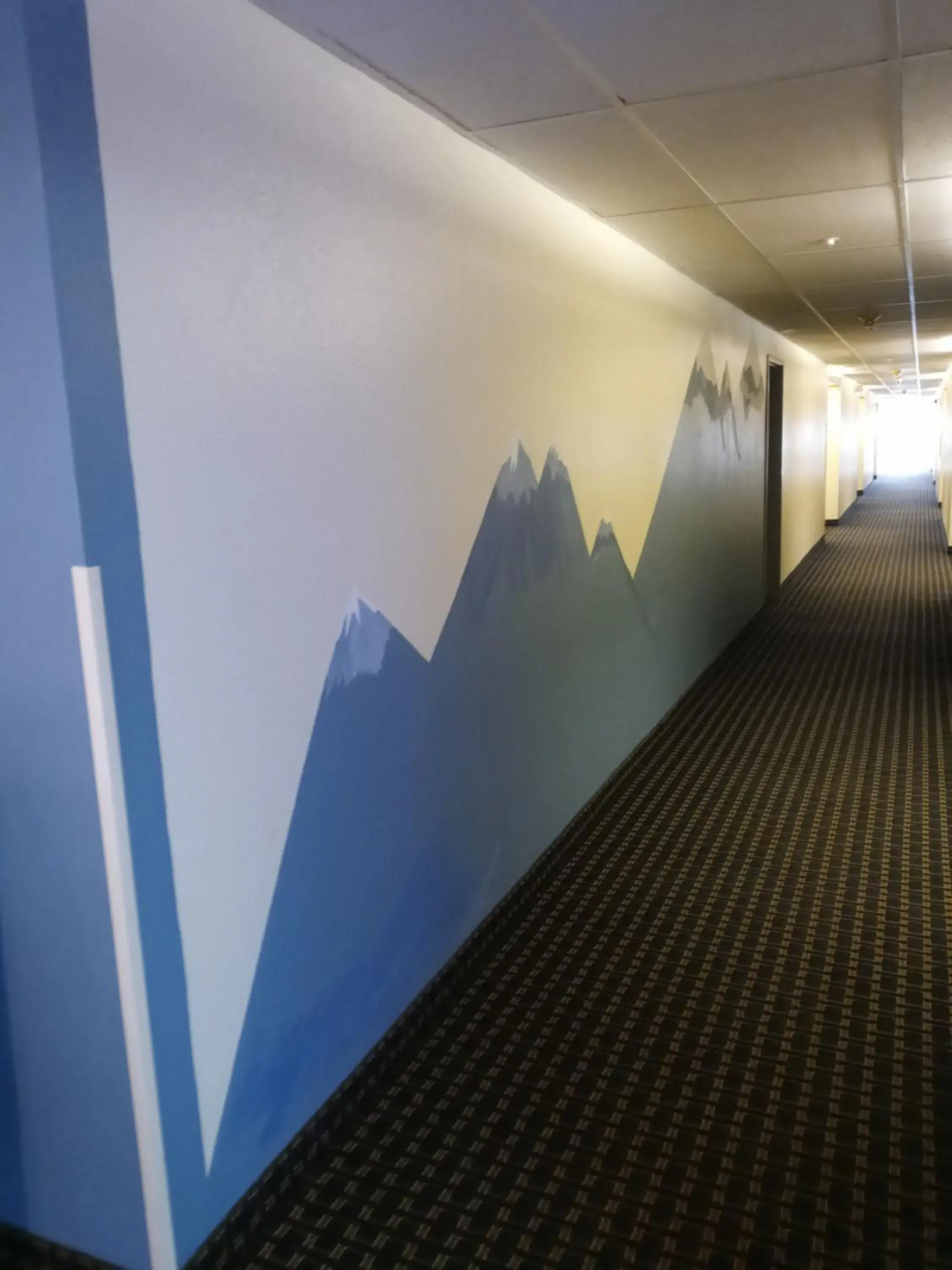 Deluxe King Studio Suite - Non-Smoking in Super 8 by Wyndham Windsor Deluxe King Studio Suite - Non-Smoking in Super 8 by Wyndham Windsor