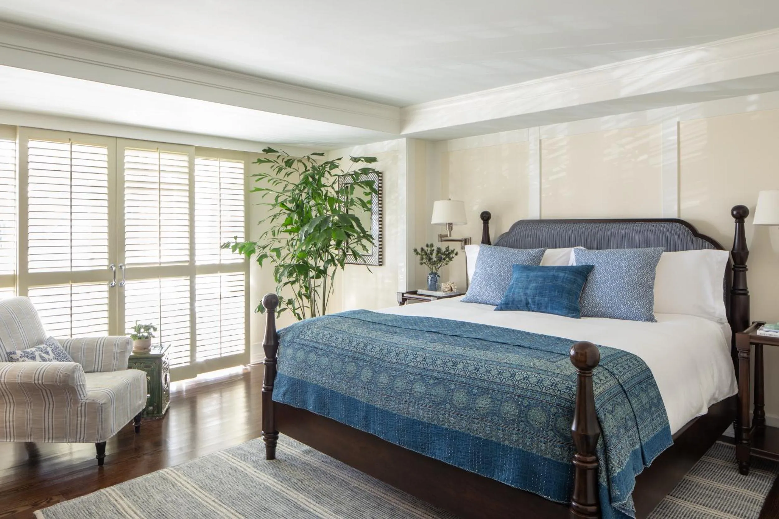 Bed in Shutters On The Beach