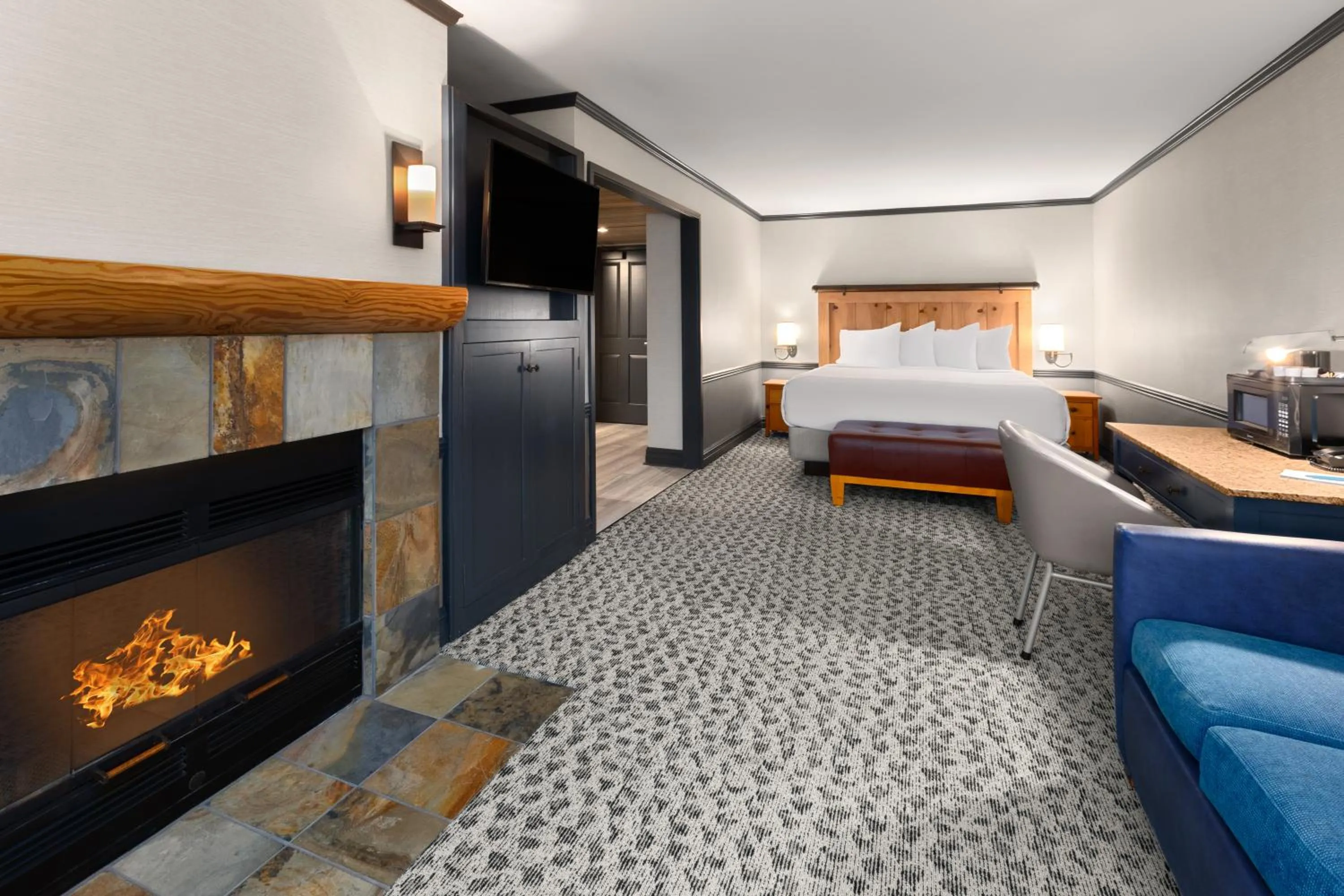 Bed in Semiahmoo Resort Golf & Spa, Trademark Collection by Wyndham