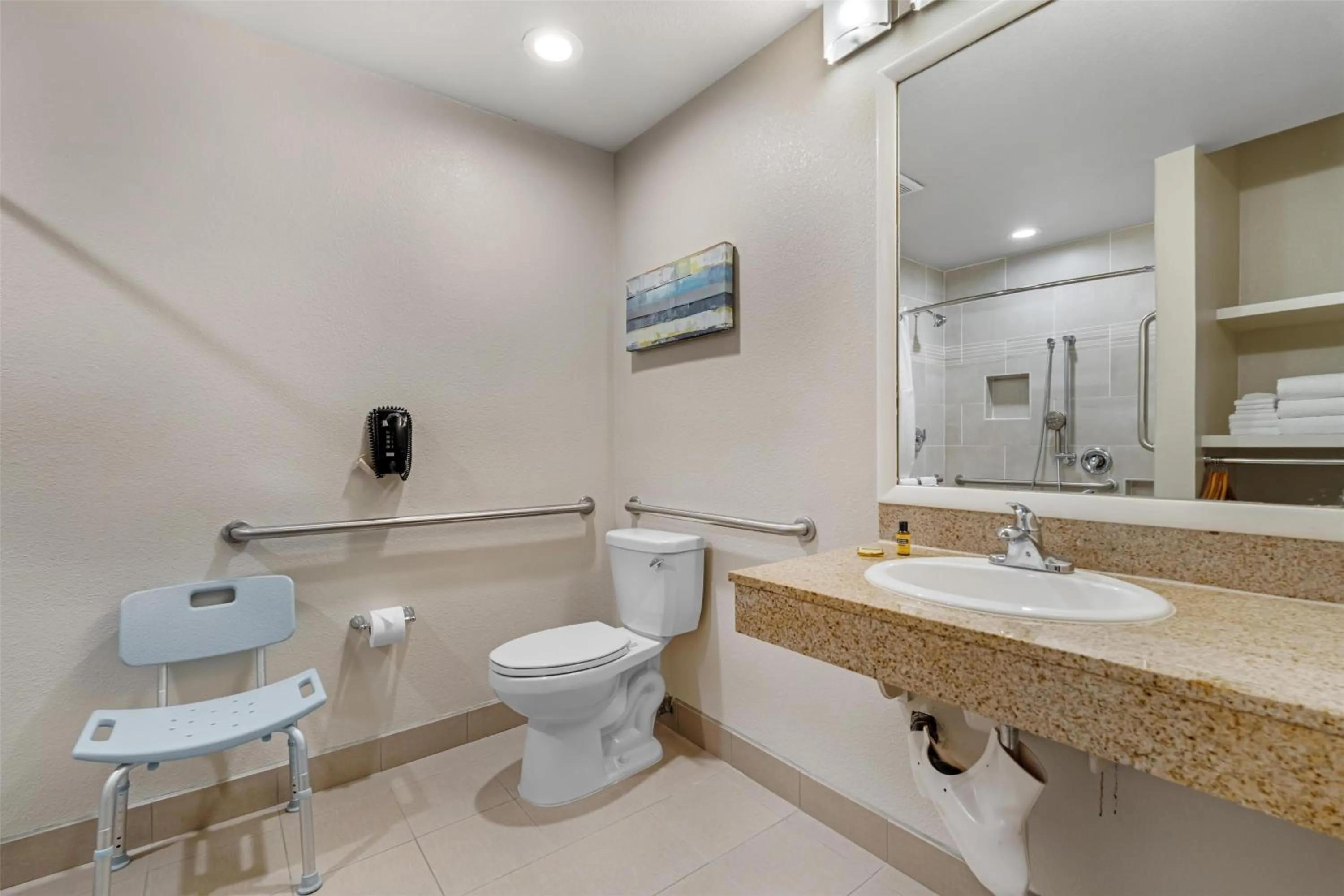 Bathroom in Best Western Plus Park Place Inn - Mini Suites