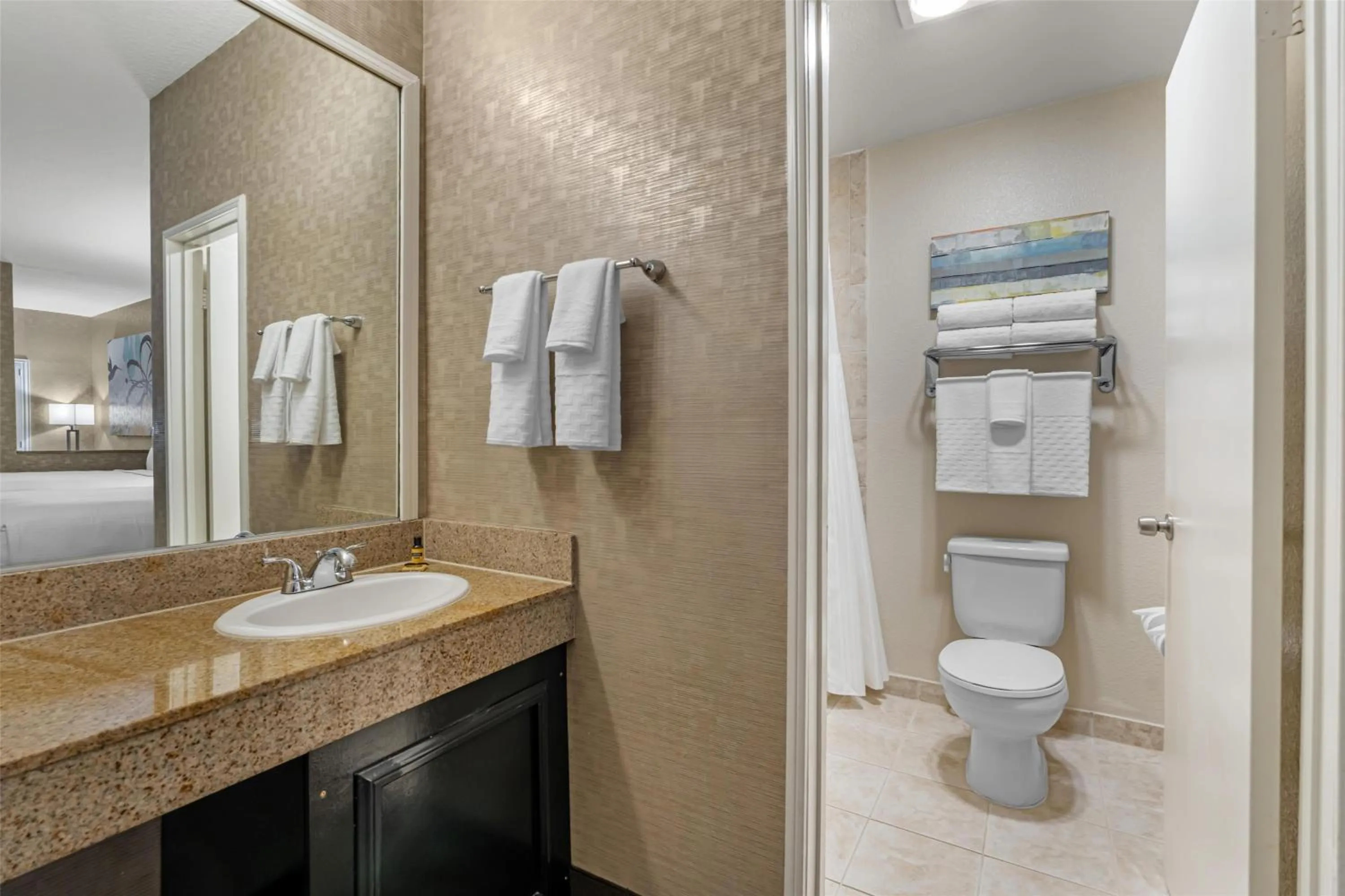 Bathroom in Best Western Plus Park Place Inn - Mini Suites