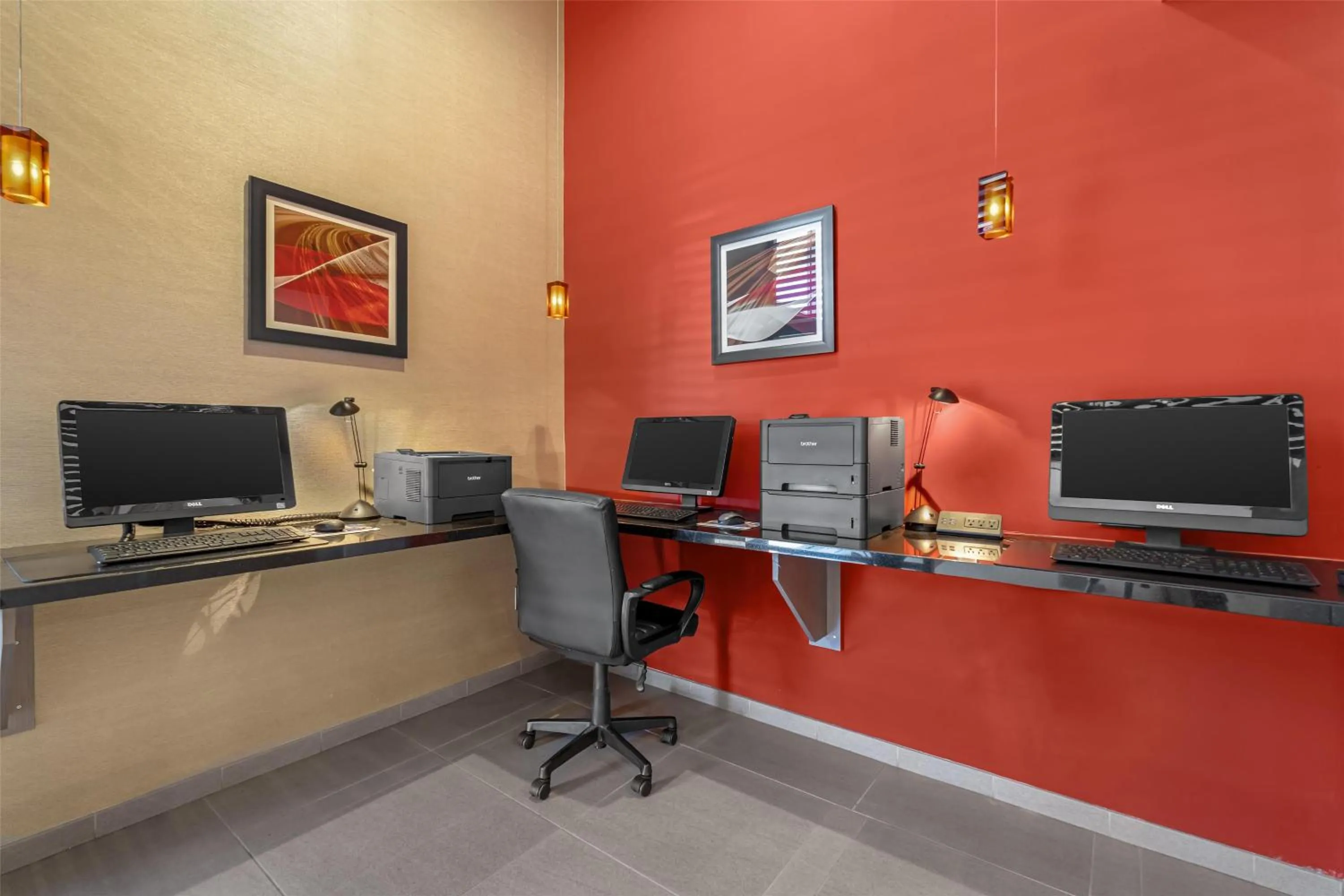 Business facilities in Best Western Plus Park Place Inn - Mini Suites