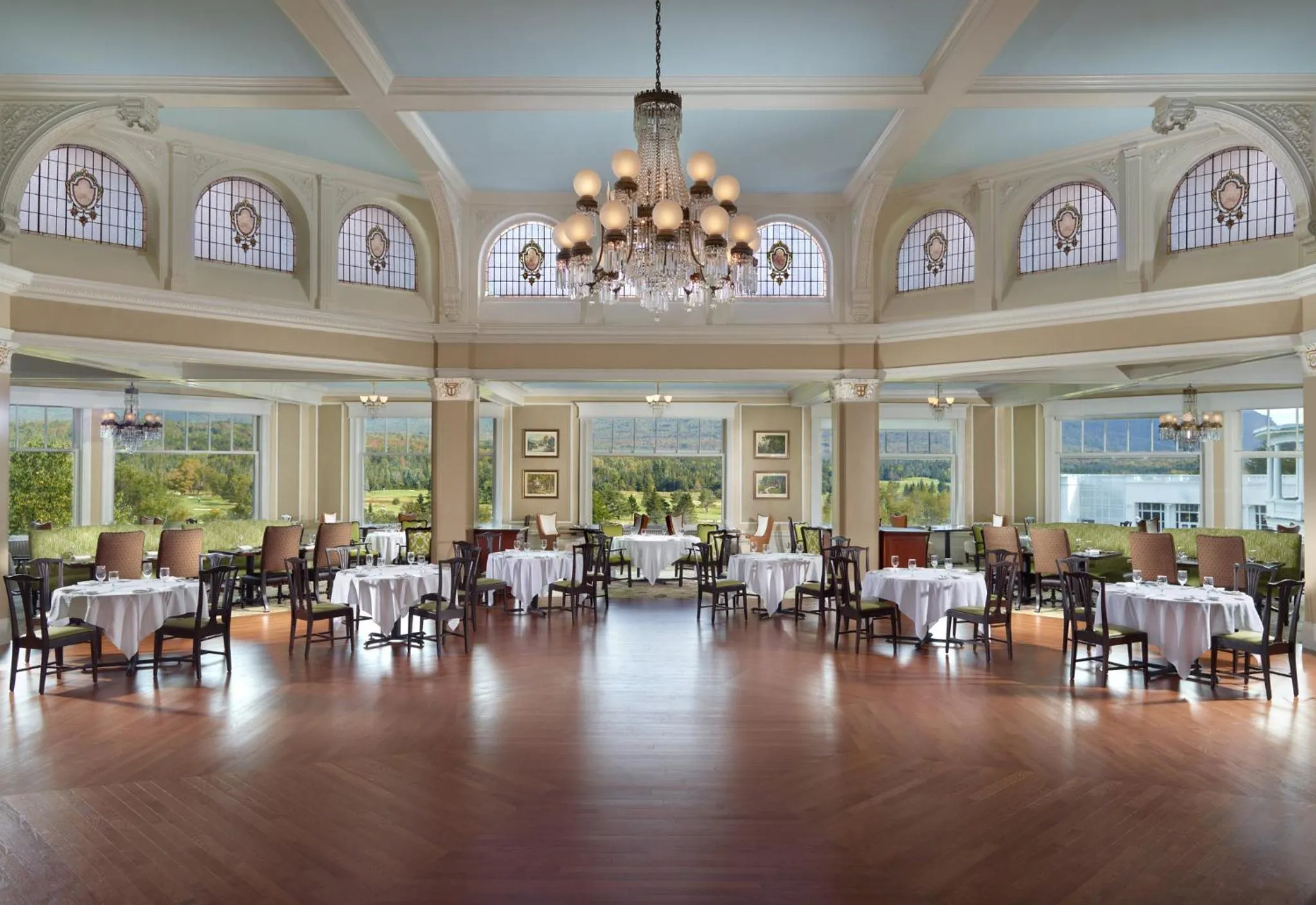 Restaurant/places to eat in Omni Mount Washington Resort & Spa