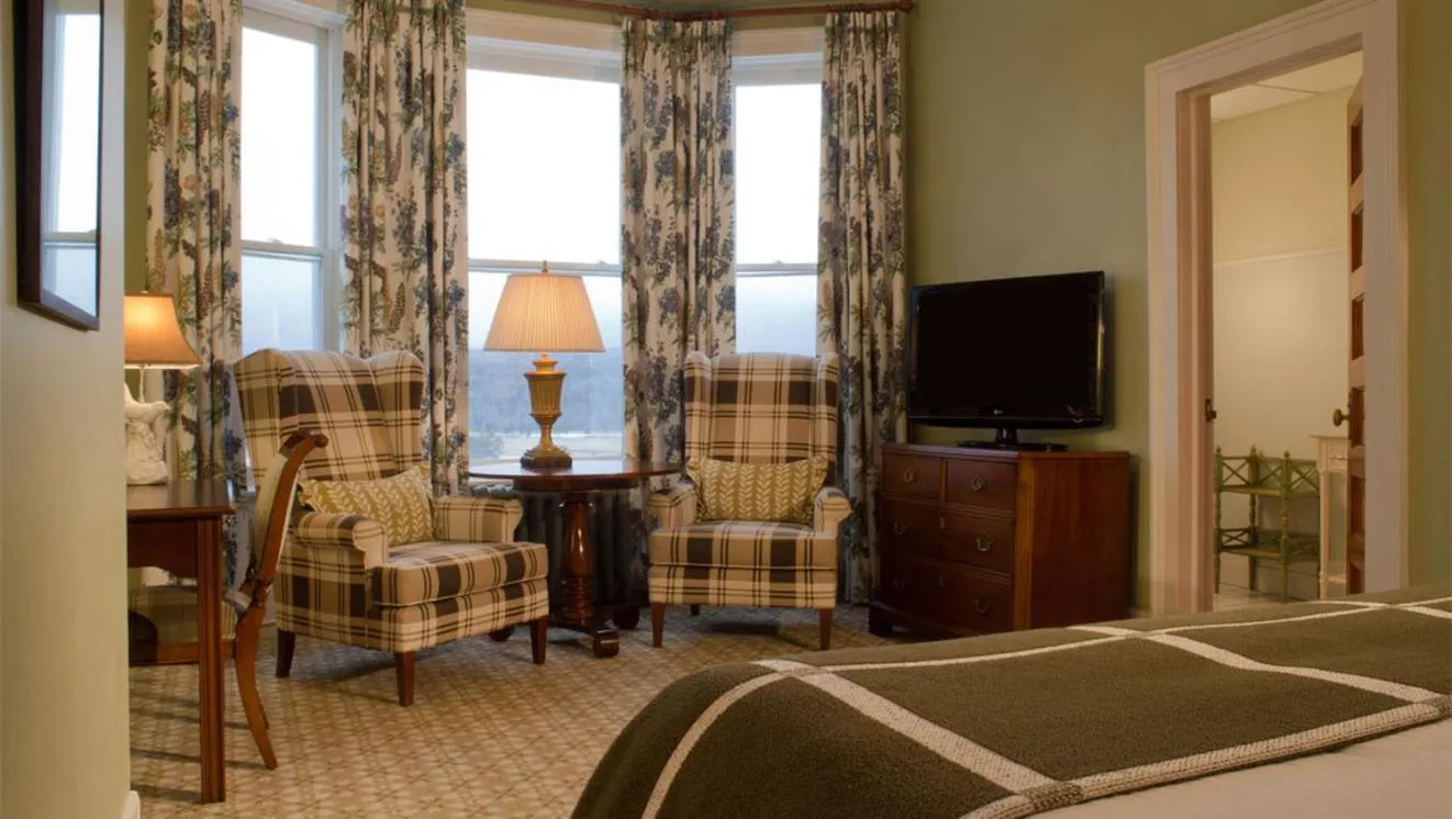 Bed in Omni Mount Washington Resort & Spa