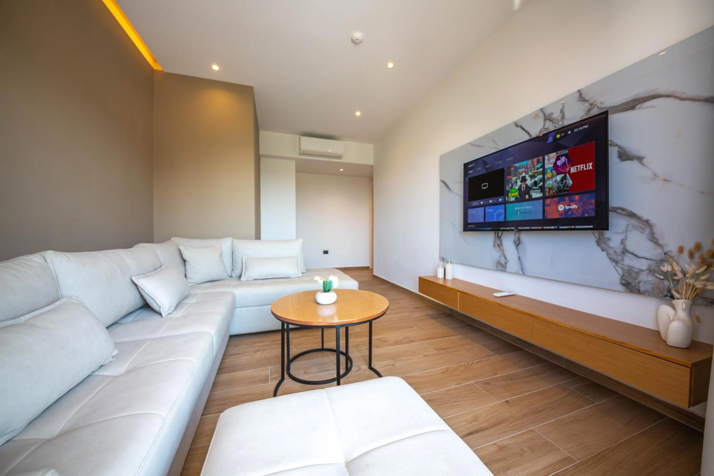 Superior Suite with Balcony Full Sea View in Absolute Hotel Ksamil