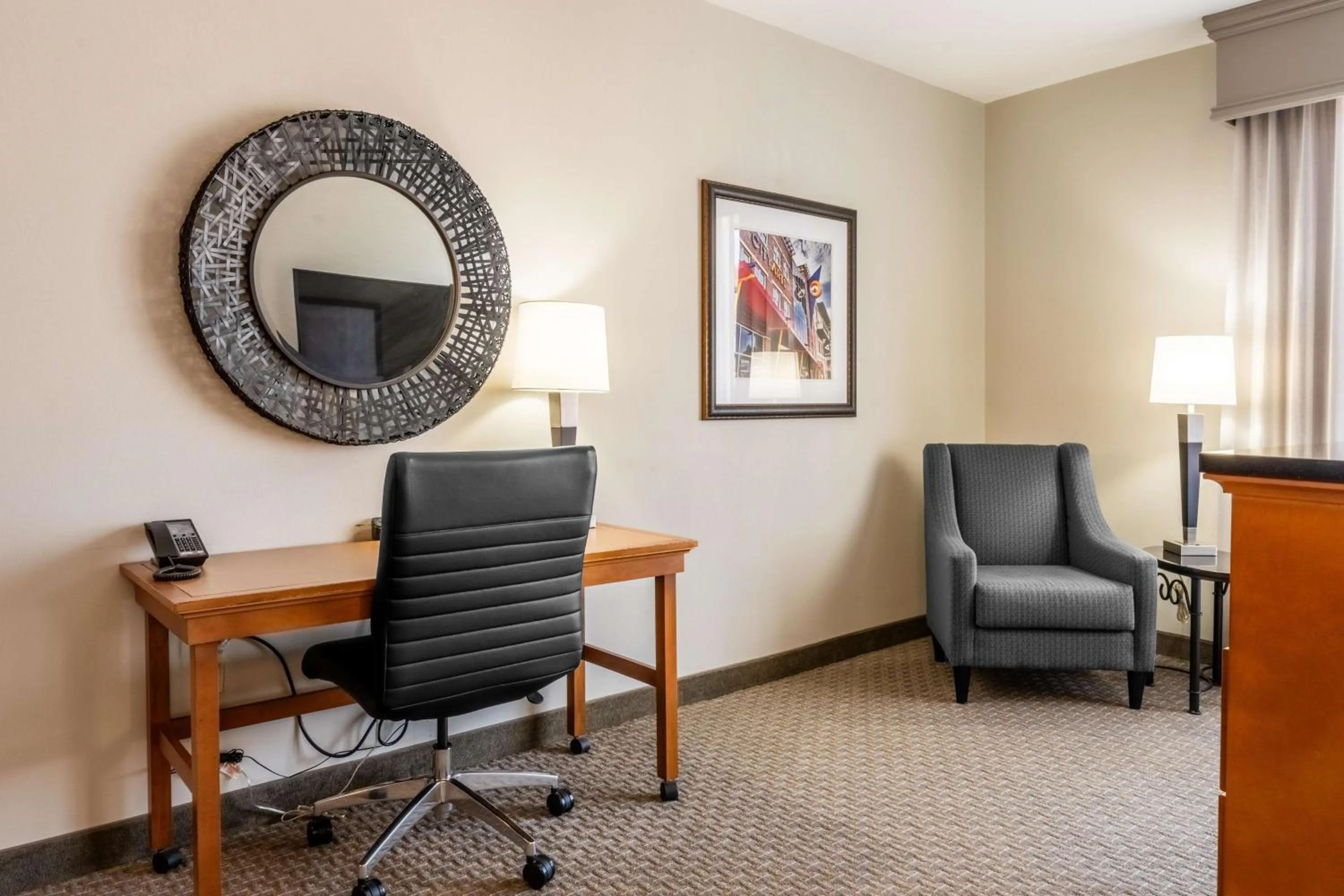 Bedroom in Drury Plaza Hotel Broadview Wichita