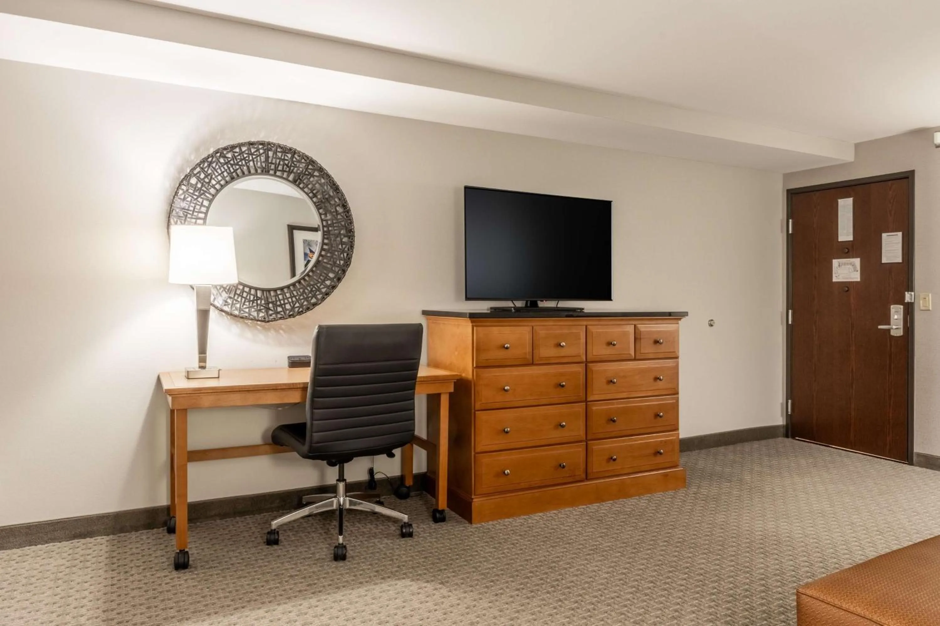 Bedroom in Drury Plaza Hotel Broadview Wichita