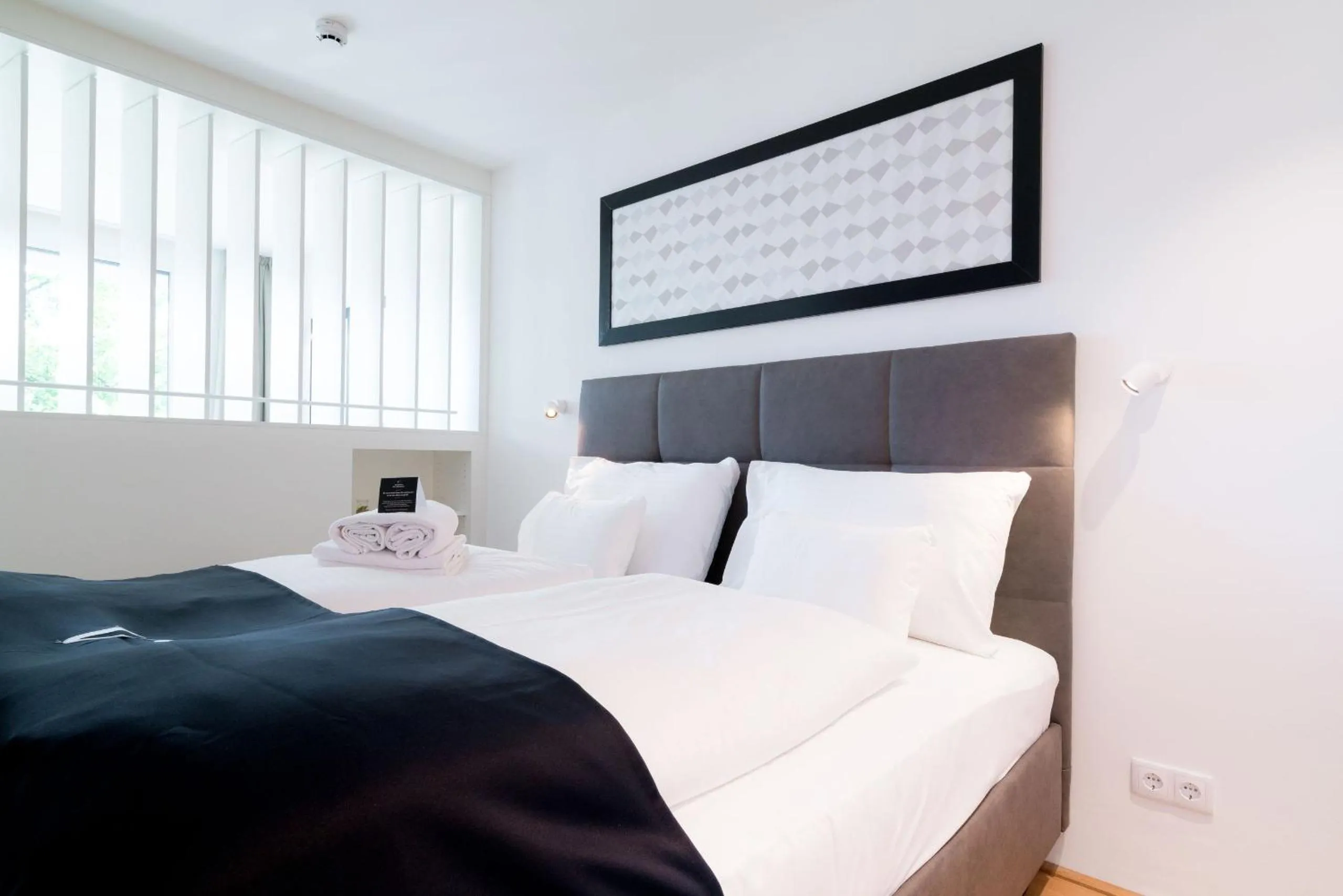 Bed in Vienna Residence, Hietzing - Schönbrunn