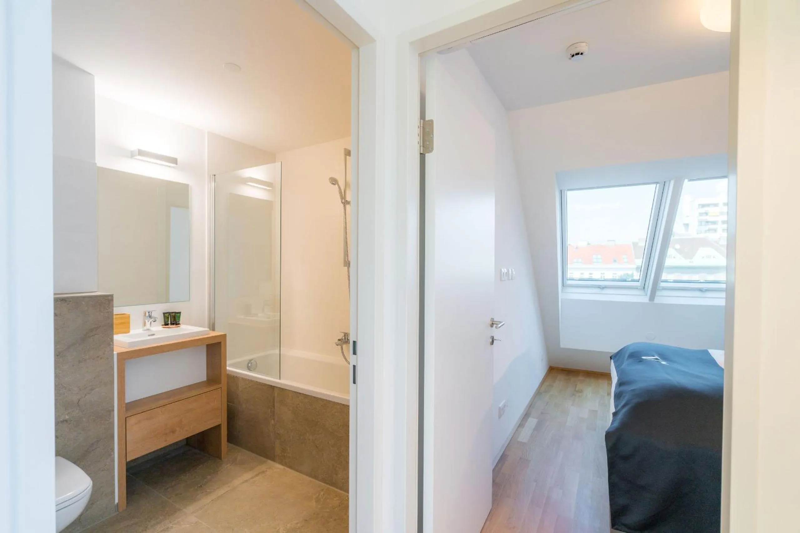 Bed in Vienna Residence, Hietzing - Schönbrunn