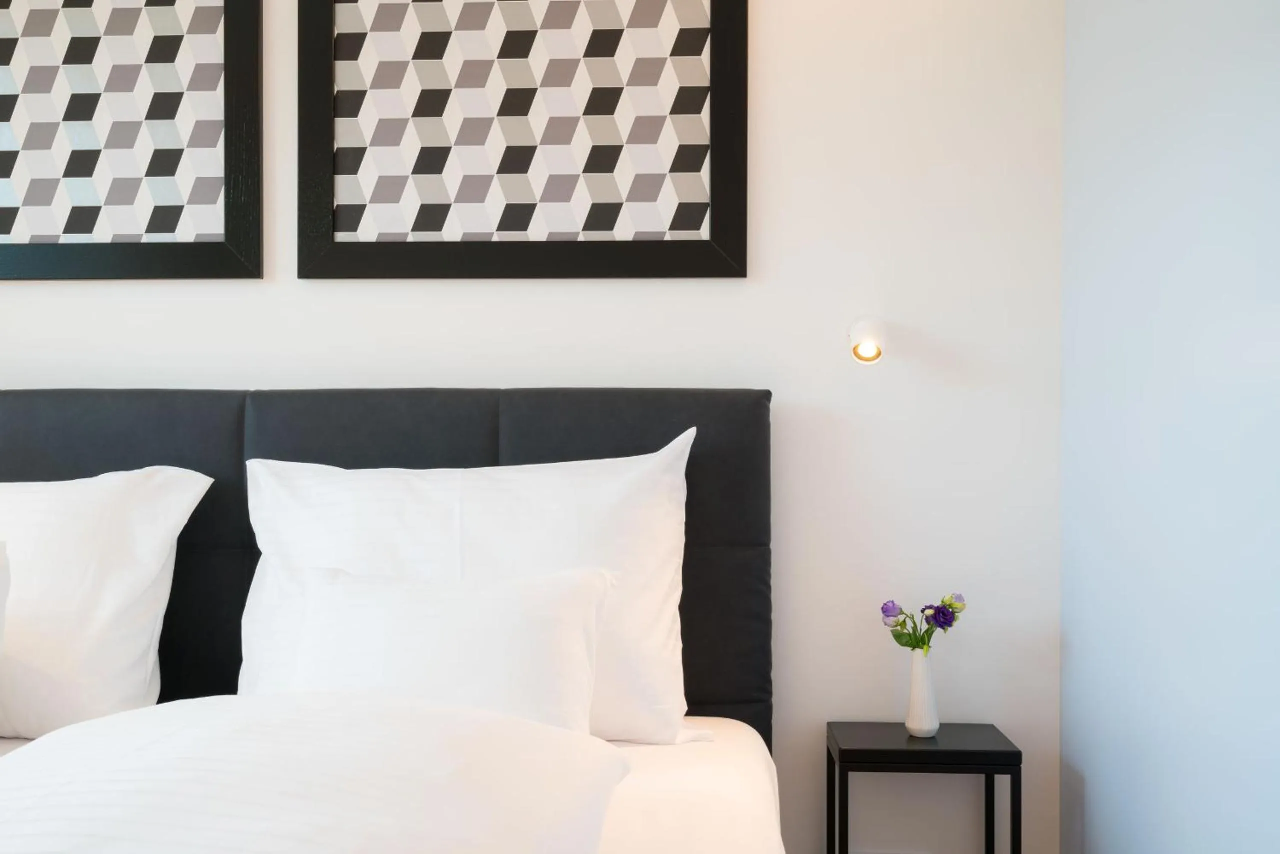 Bed in Vienna Residence, Hietzing - Schönbrunn