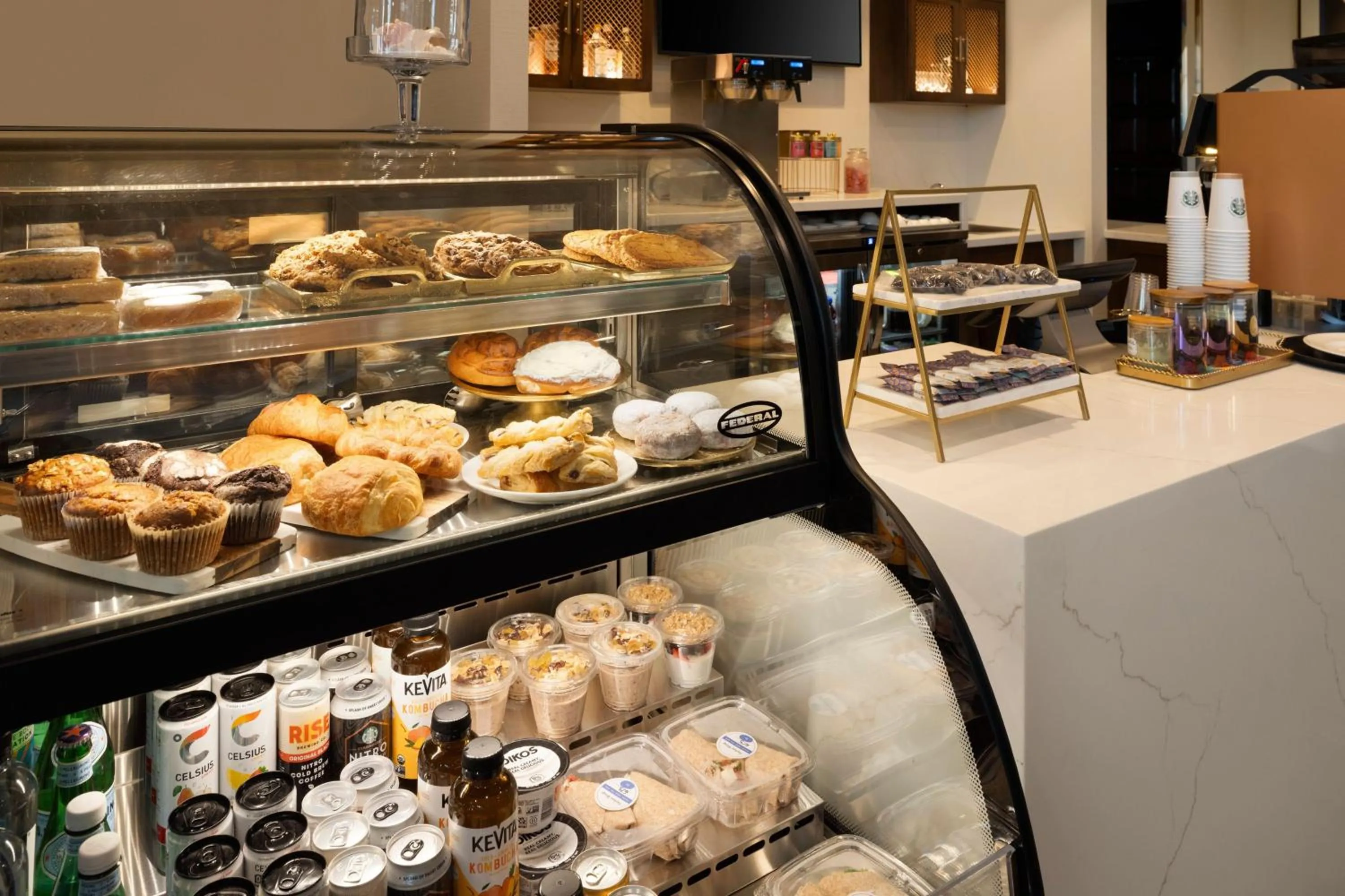 Restaurant/places to eat in Sheraton Erie Bayfront Hotel