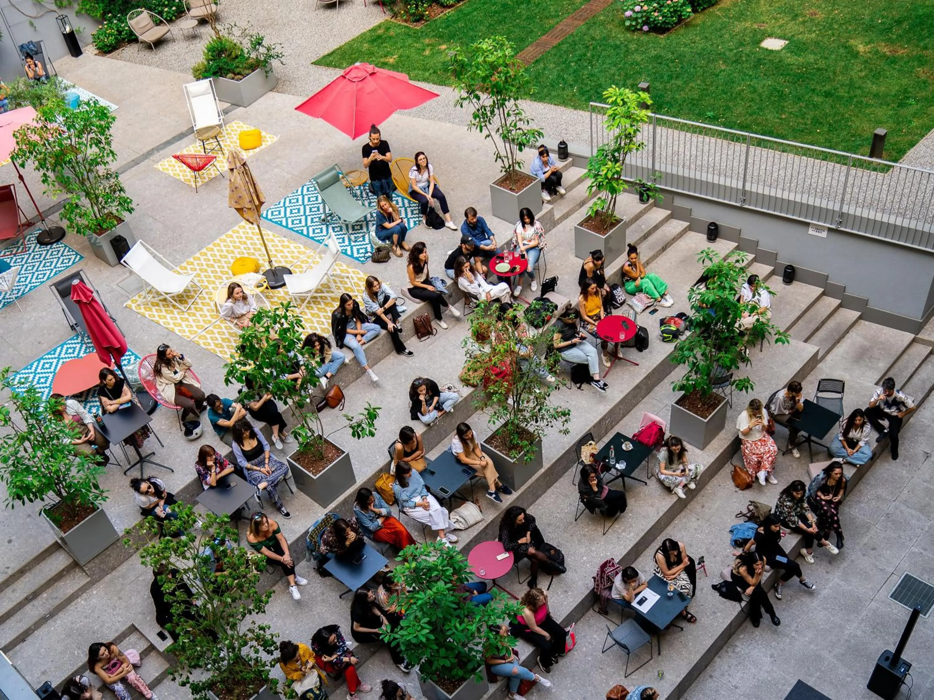 People in 21 House of Stories Città Studi