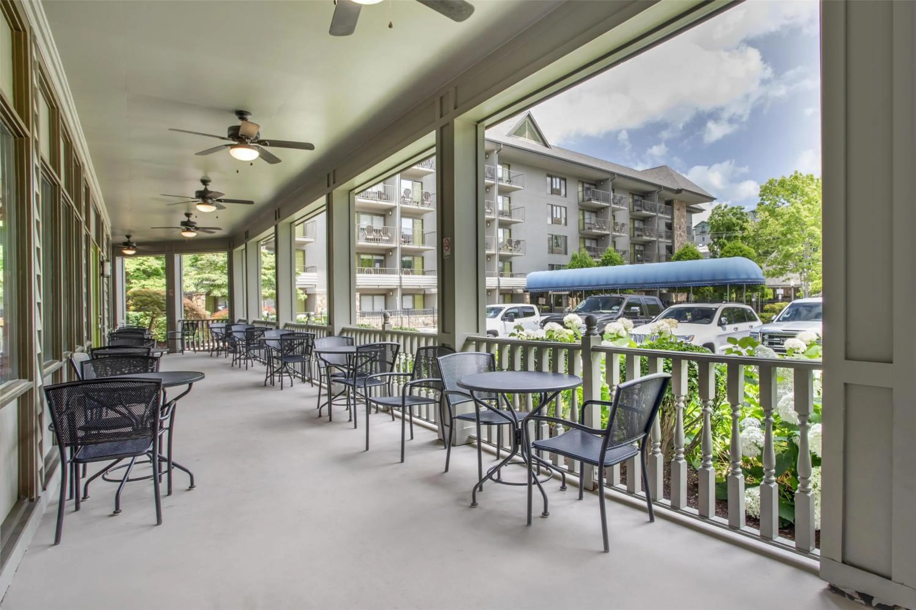 Property building in Best Western Plaza Inn